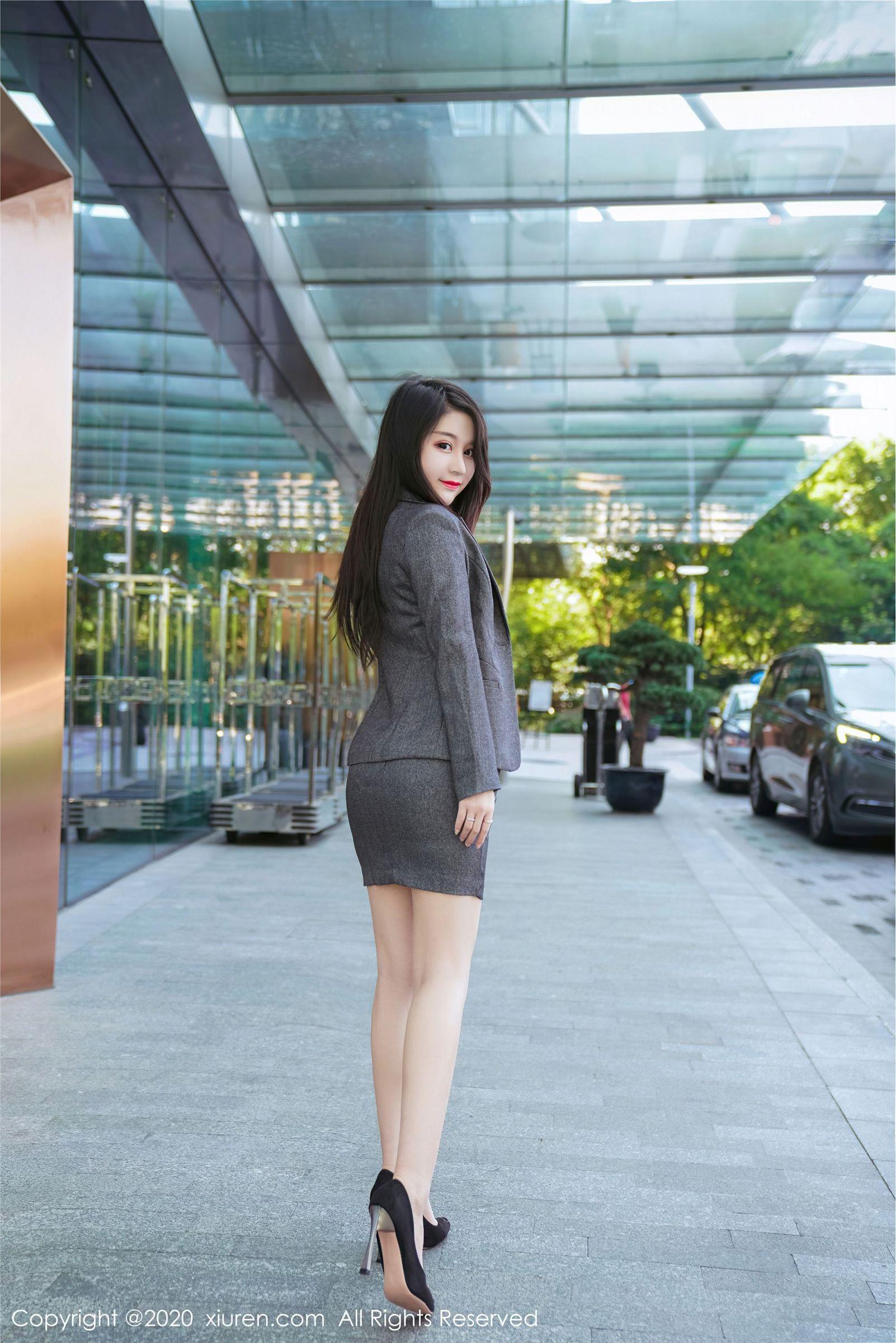 [XIUREN秀人网] 2020.10.09 NO.2628 美七Mia_p034