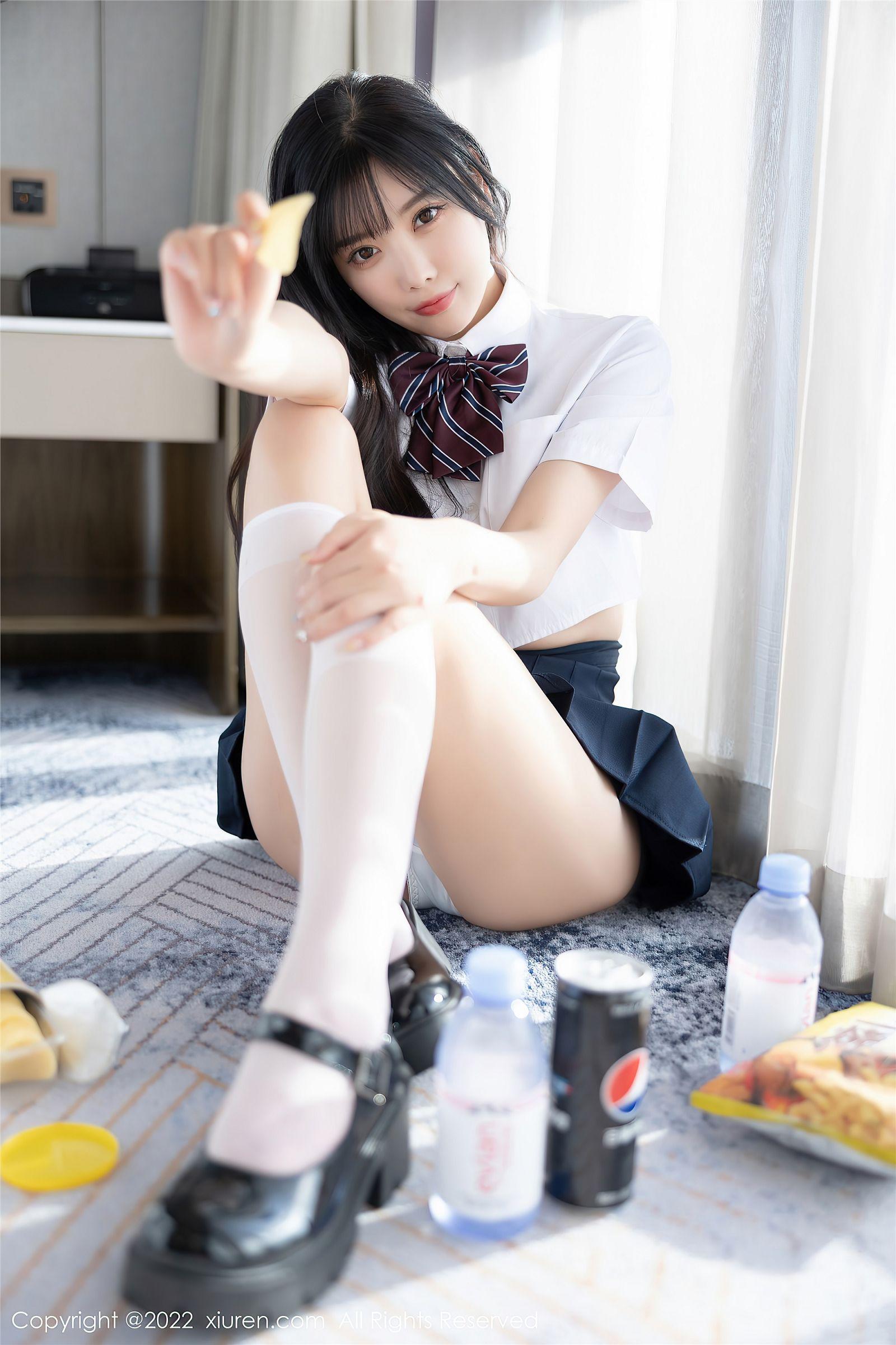 [XIUREN秀人网] 2022.07.26 NO.5338 杨晨晨Yome 制服美臀_p045