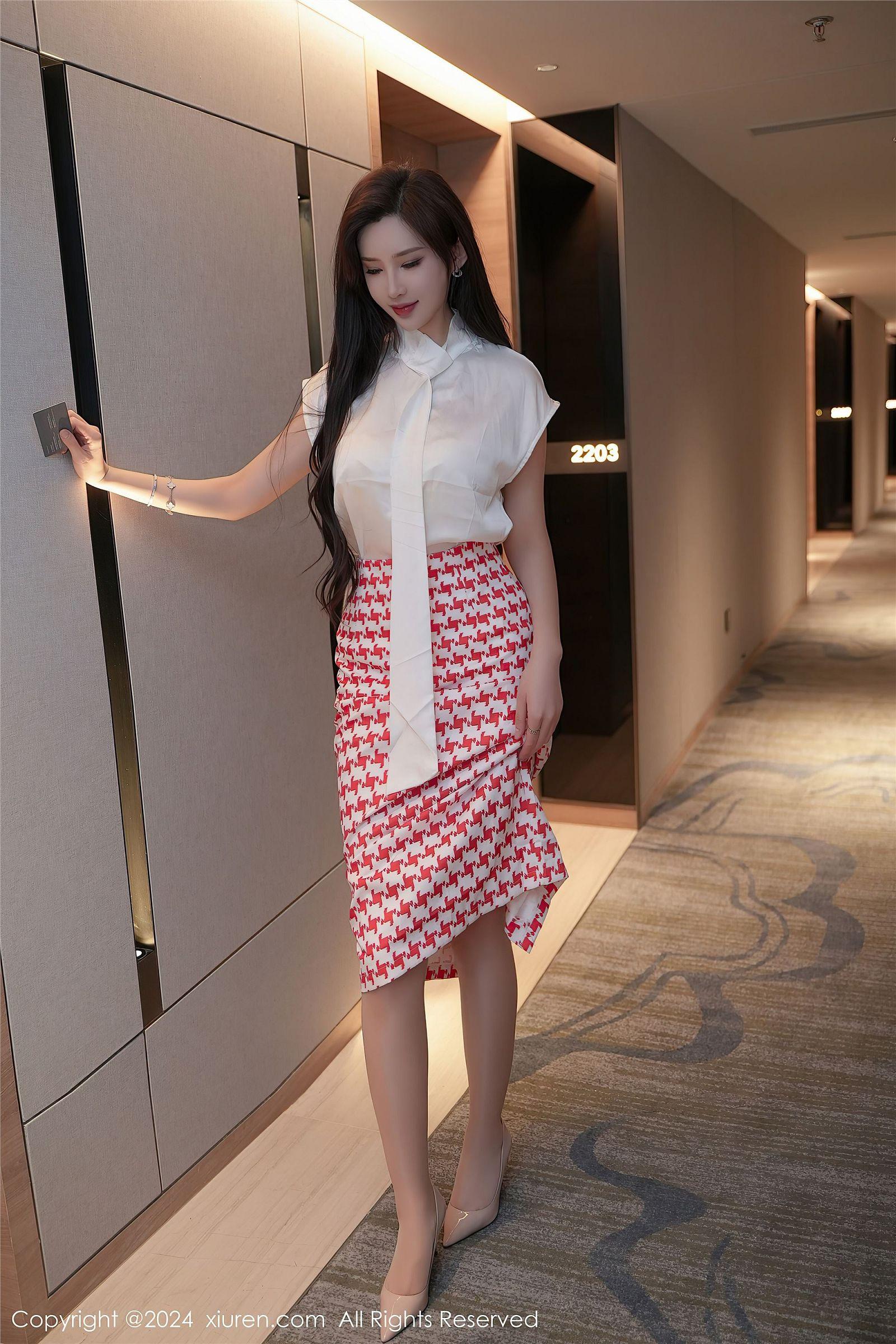 [XIUREN秀人网] 2024.01.11 NO.7944 Carol周妍希_p001