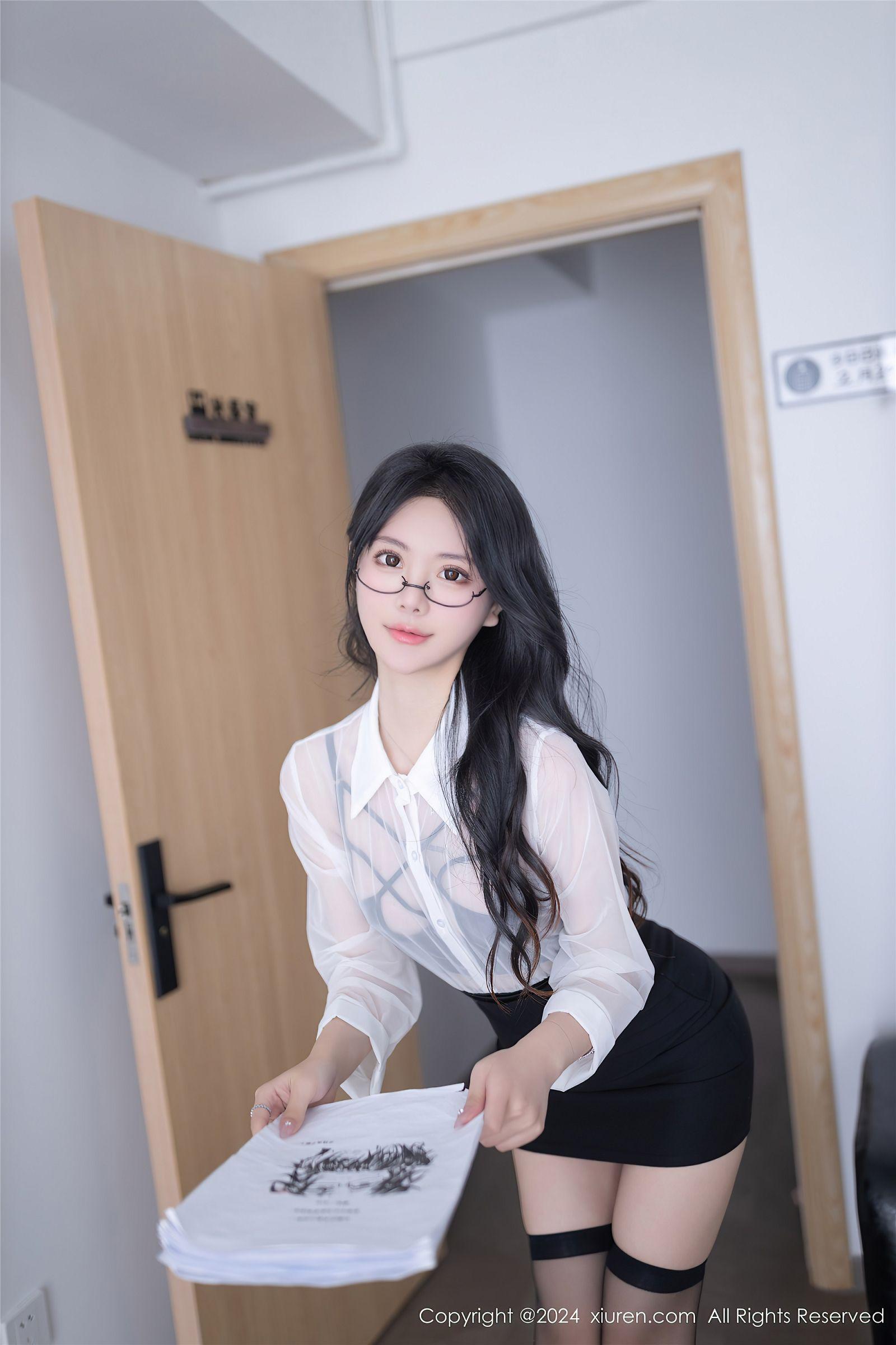 [XIUREN秀人网] 2024.05.17 NO.8560 幼幼_p023