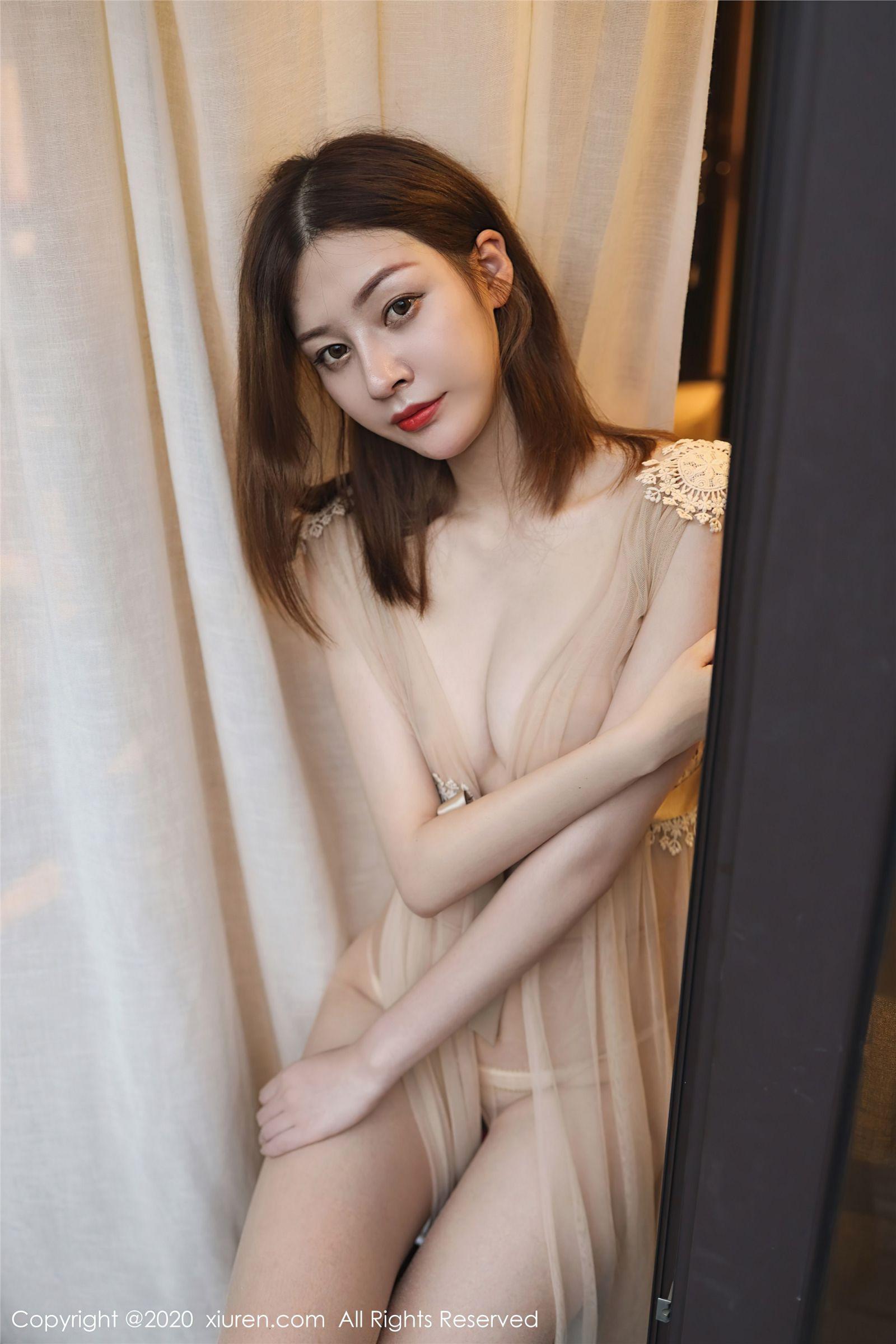 [XIUREN秀人网] 2020.09.30 NO.2623 樱花Elsa_p046