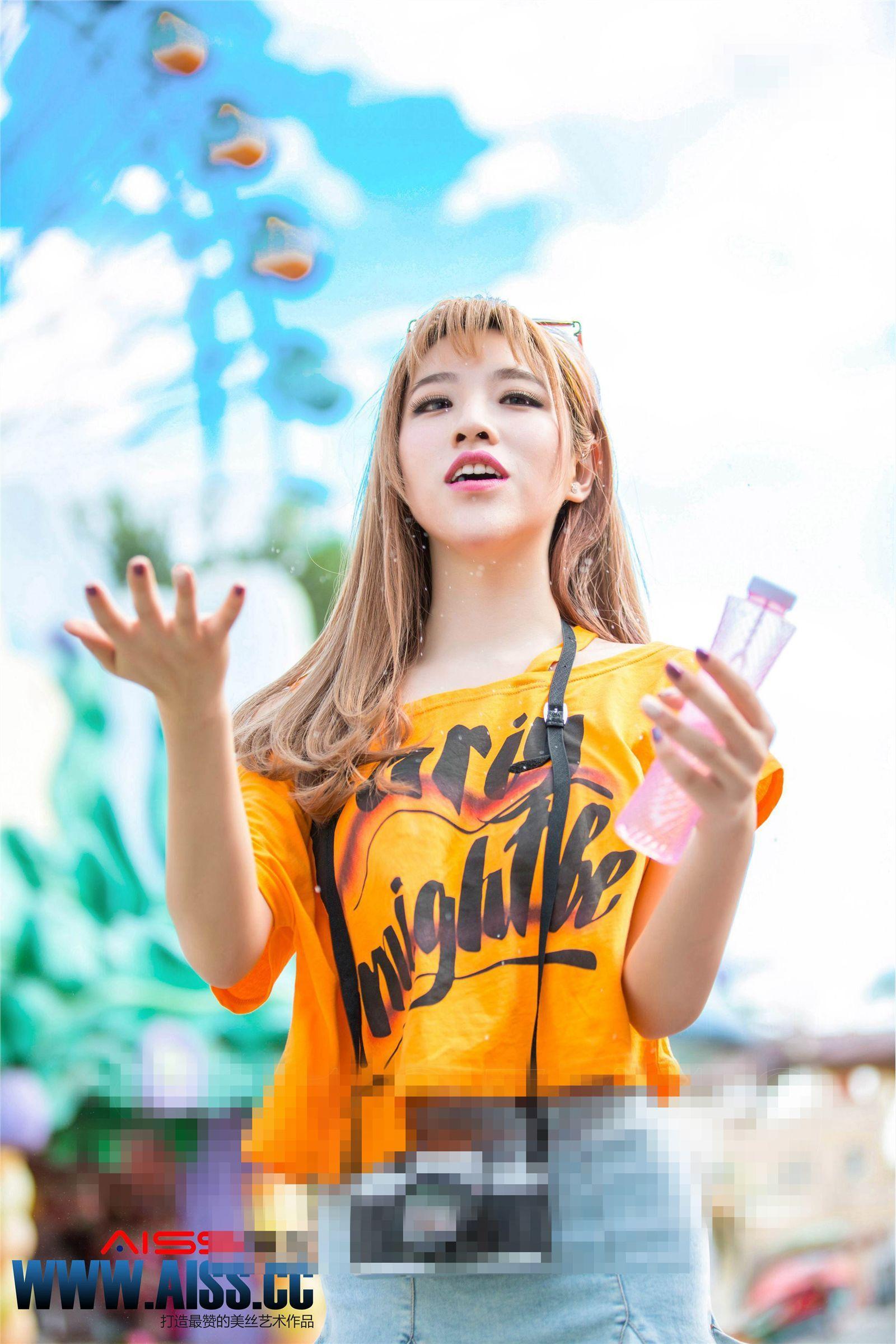 [AISS爱丝钻石] 丝袜美腿外拍 NO.071 何冉的假期2_p005