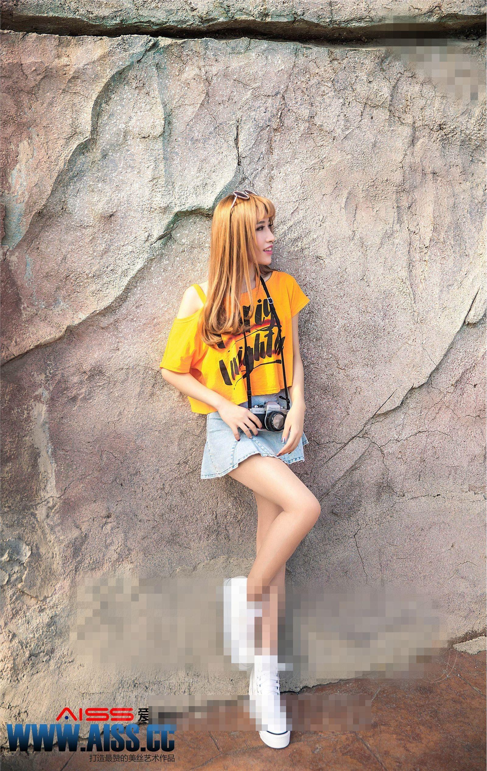 [AISS爱丝钻石] 丝袜美腿外拍 NO.071 何冉的假期2_p008