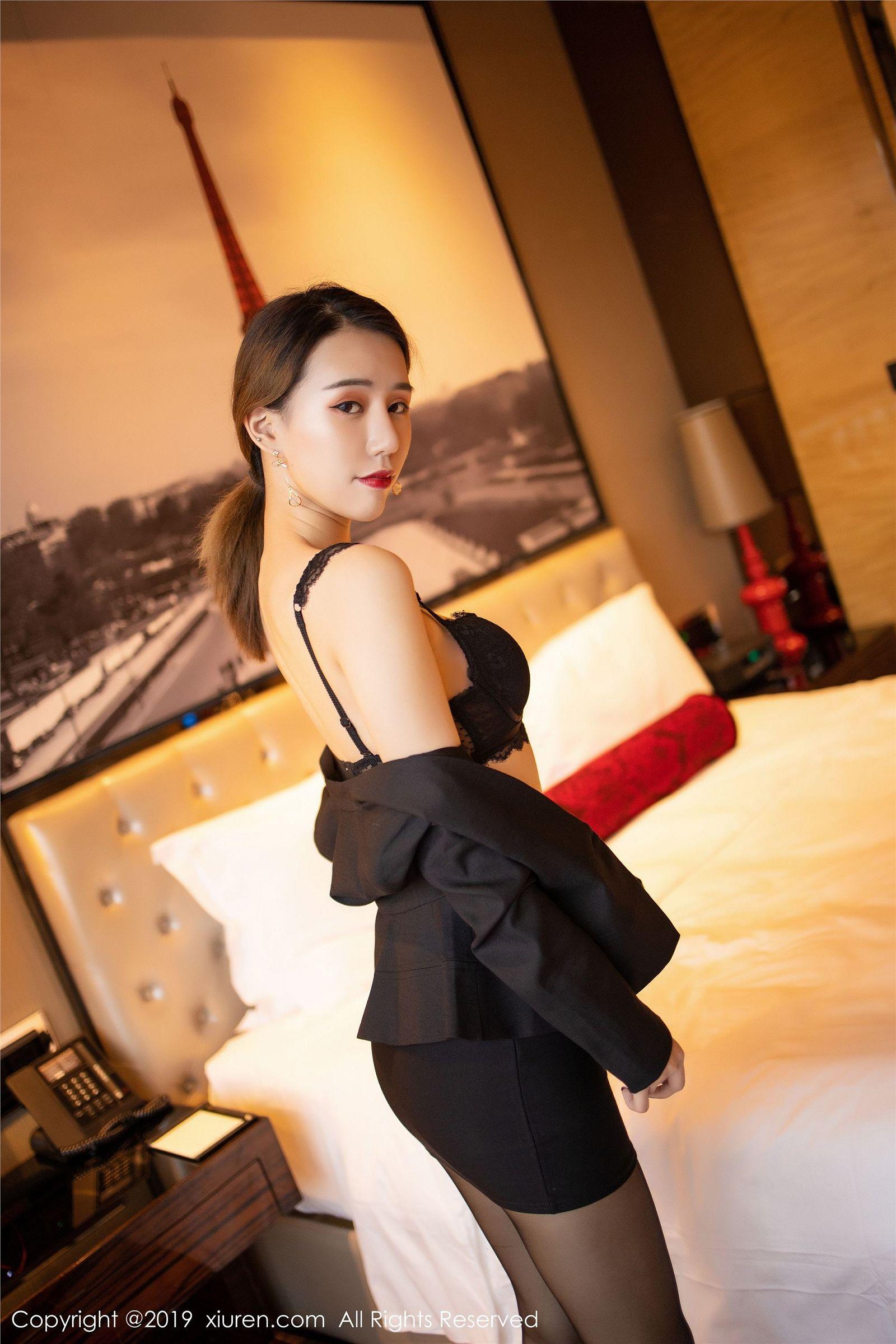 [XIUREN秀人网] 2019.10.01 NO.1706 曼妙苗条身段私房魅惑呈现 BABY_柒_p019