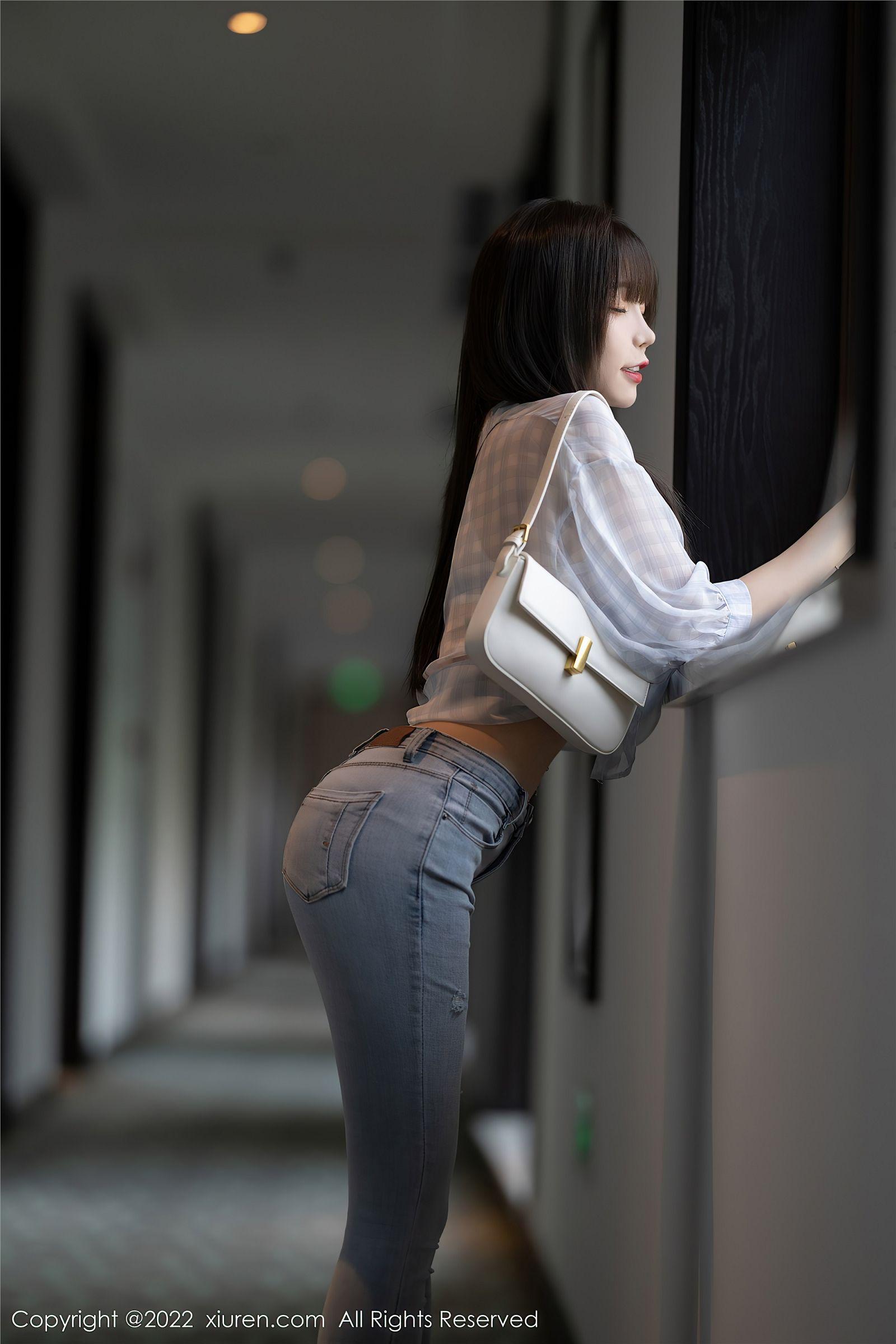 [XIUREN秀人网] 2022.05.07 NO.4976 芝芝Booty_p029