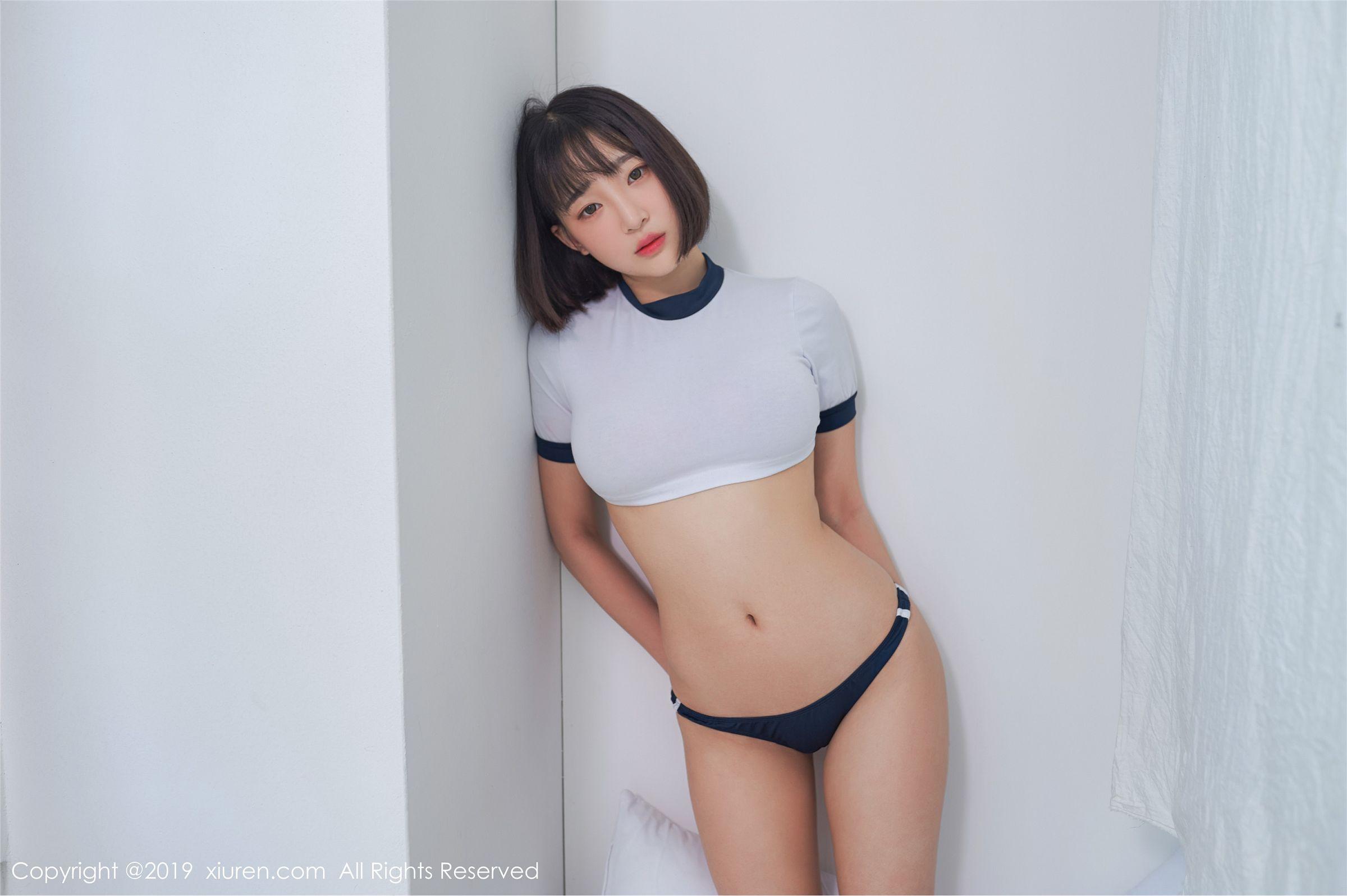 [XIUREN秀人网] 2019.08.12 Vol.1611 模特_卿卿_p039