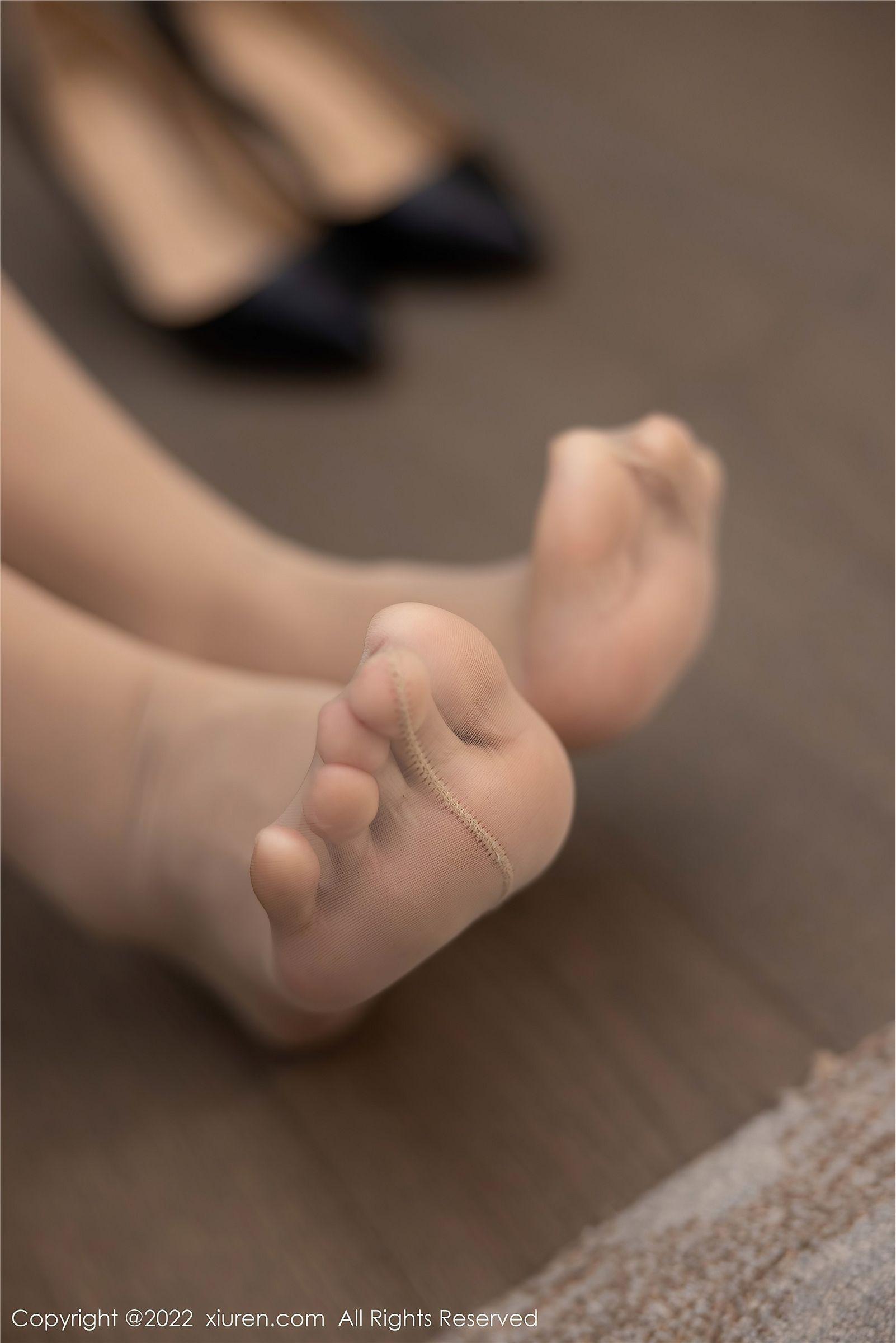 [XIUREN秀人网] 2022.09.29 NO.5664 可樂Vicky_p041