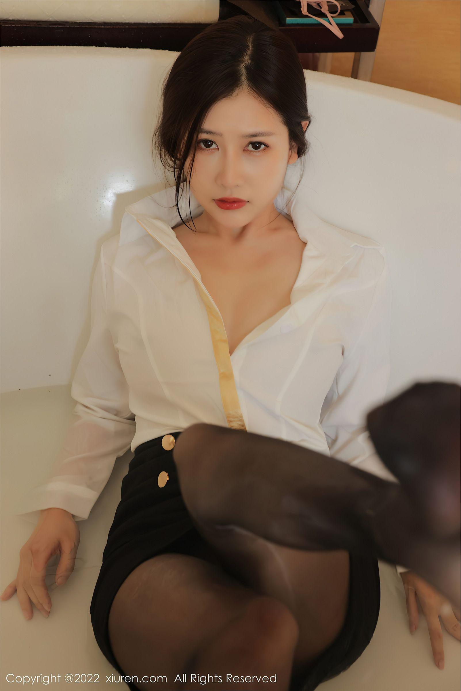 [XIUREN秀人网] 2022.01.17 NO.4472 尹甜甜_p043