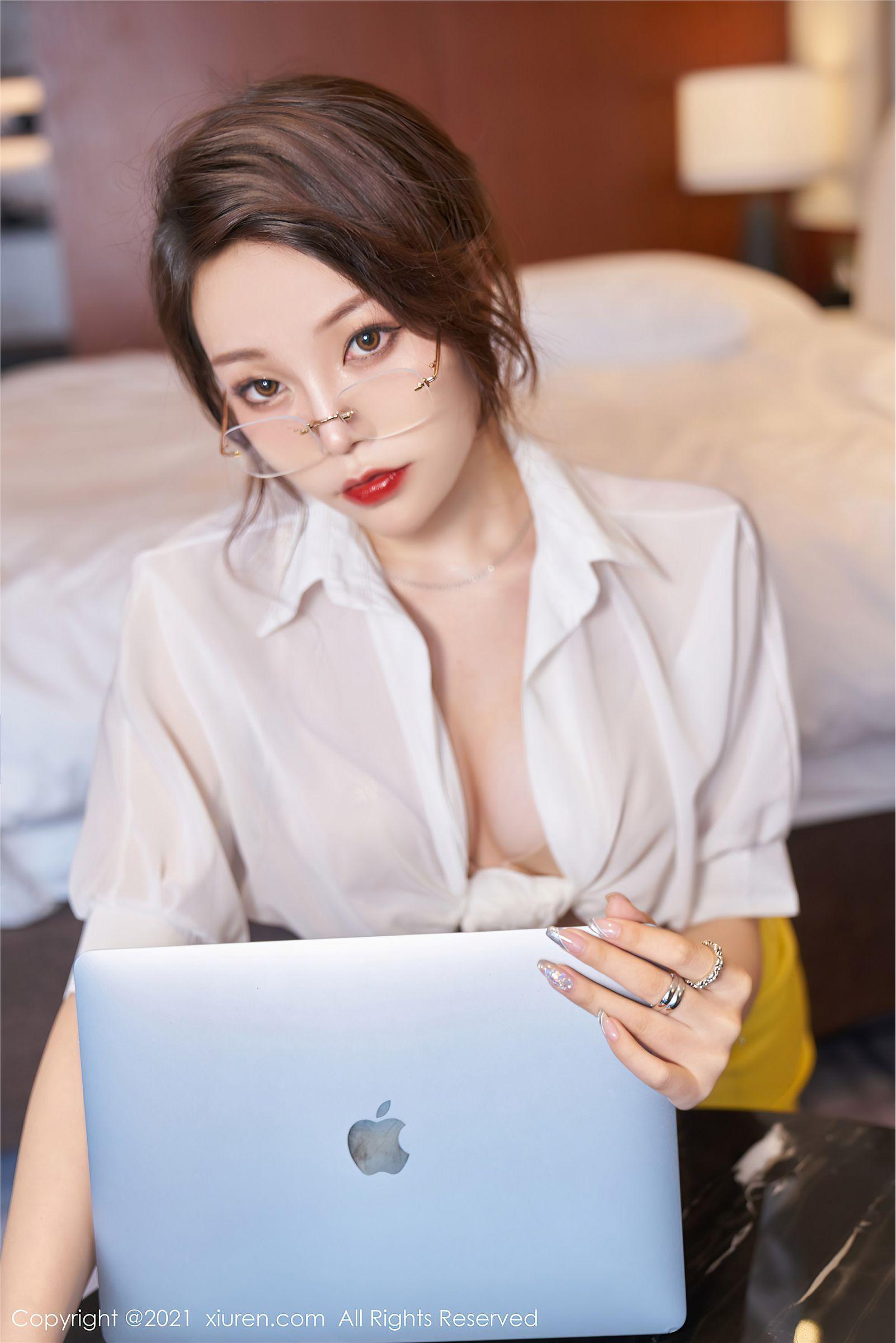 [XIUREN秀人网] 2021.06.15 NO.3543 芝芝Booty_p005