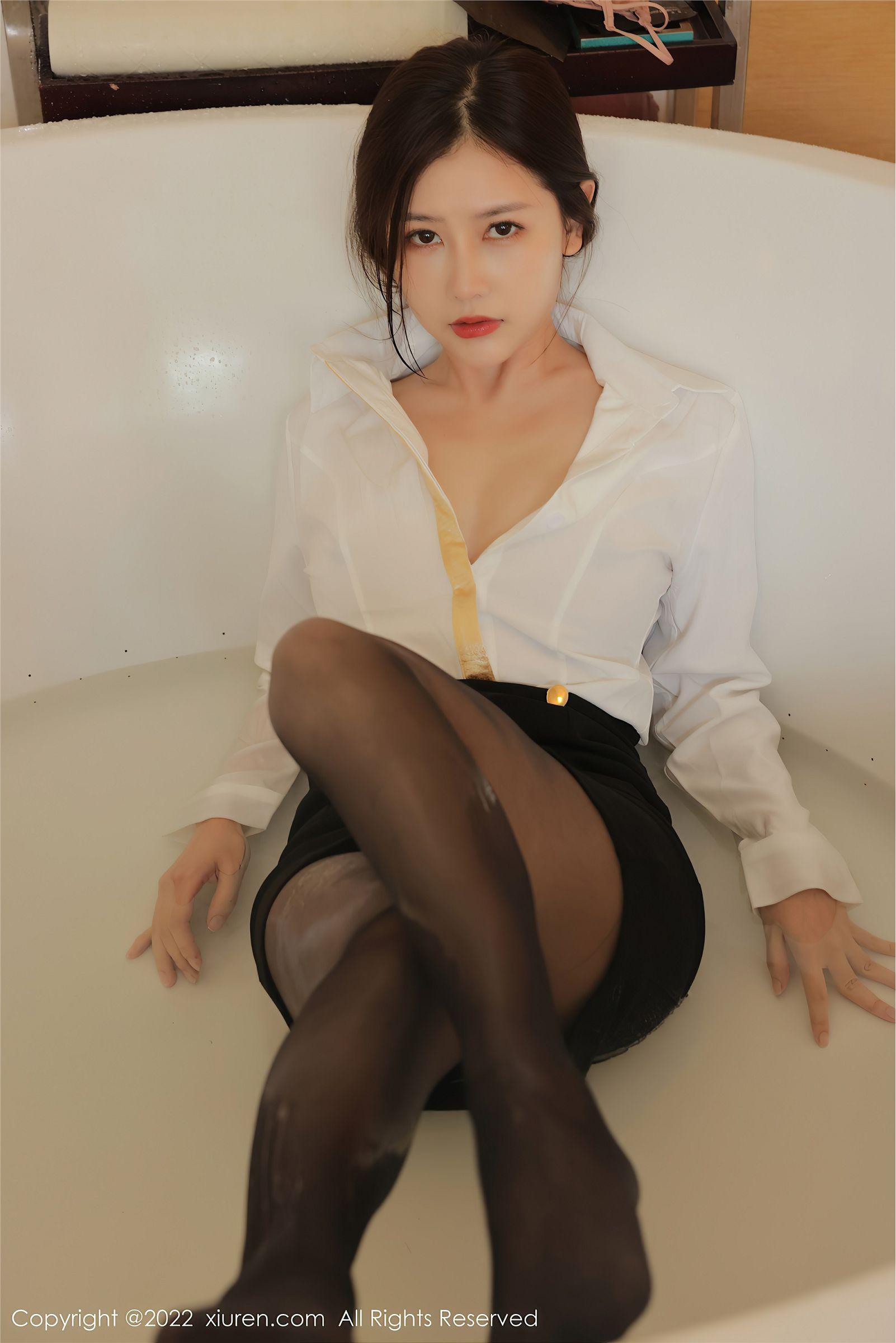 [XIUREN秀人网] 2022.01.17 NO.4472 尹甜甜_p042
