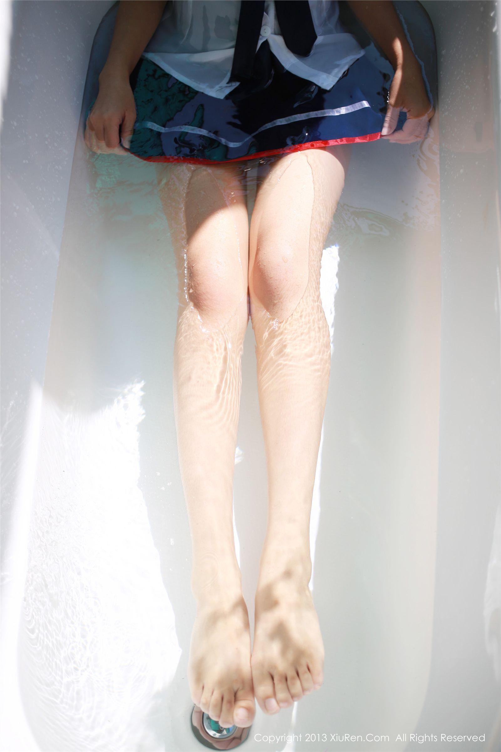 [秀人XIUREN] 2013.09.22 NO.014 toro羽住_p050