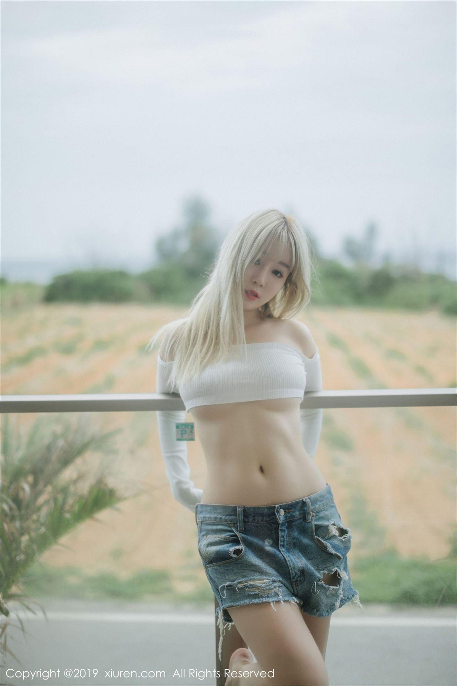 [XIUREN秀人网] 2019.04.17 NO.1400 王雨纯_p035