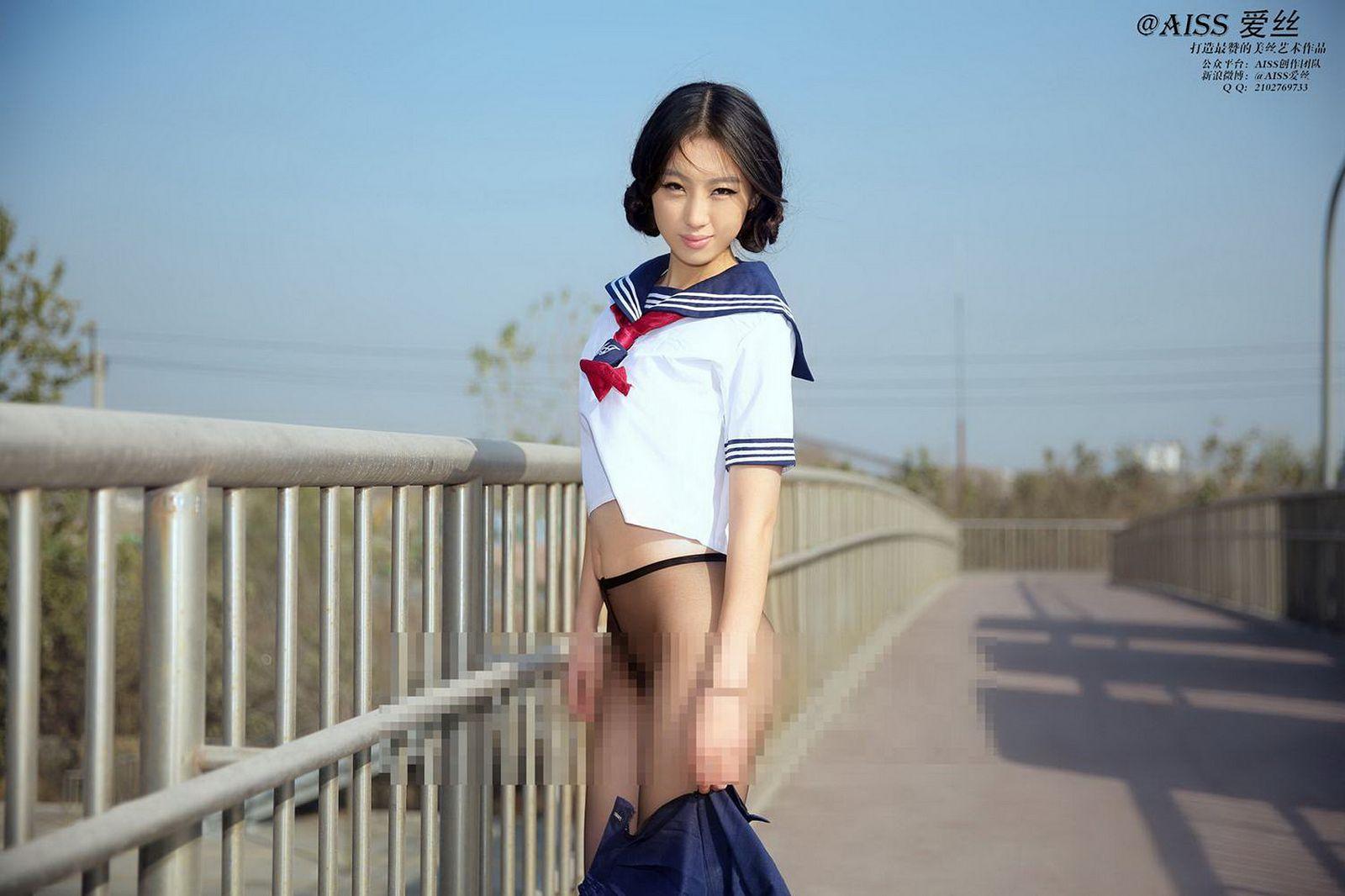 [AISS爱丝钻石] 经典丝袜美腿外拍 NO.038 放学了_p017