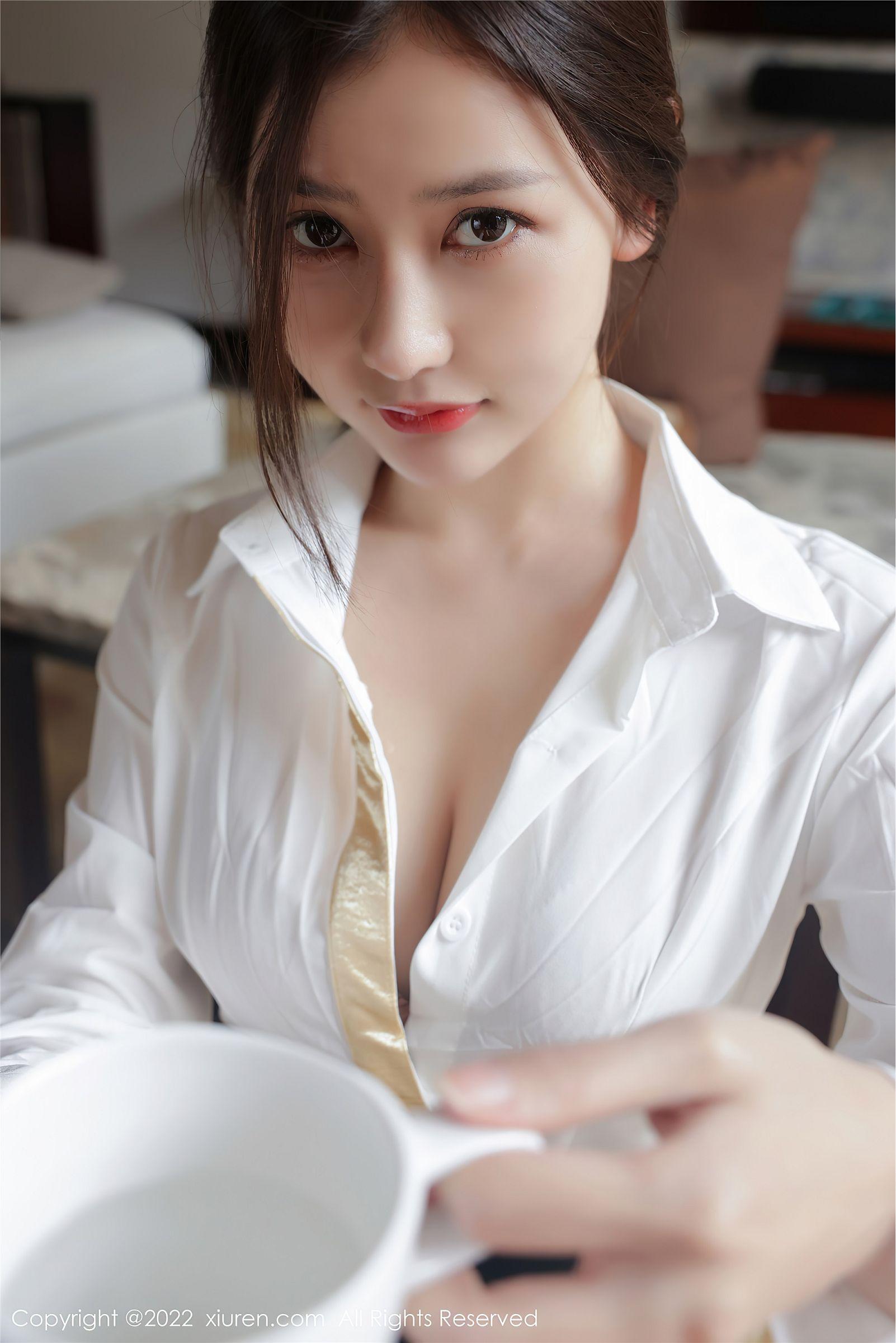 [XIUREN秀人网] 2022.01.17 NO.4472 尹甜甜_p083