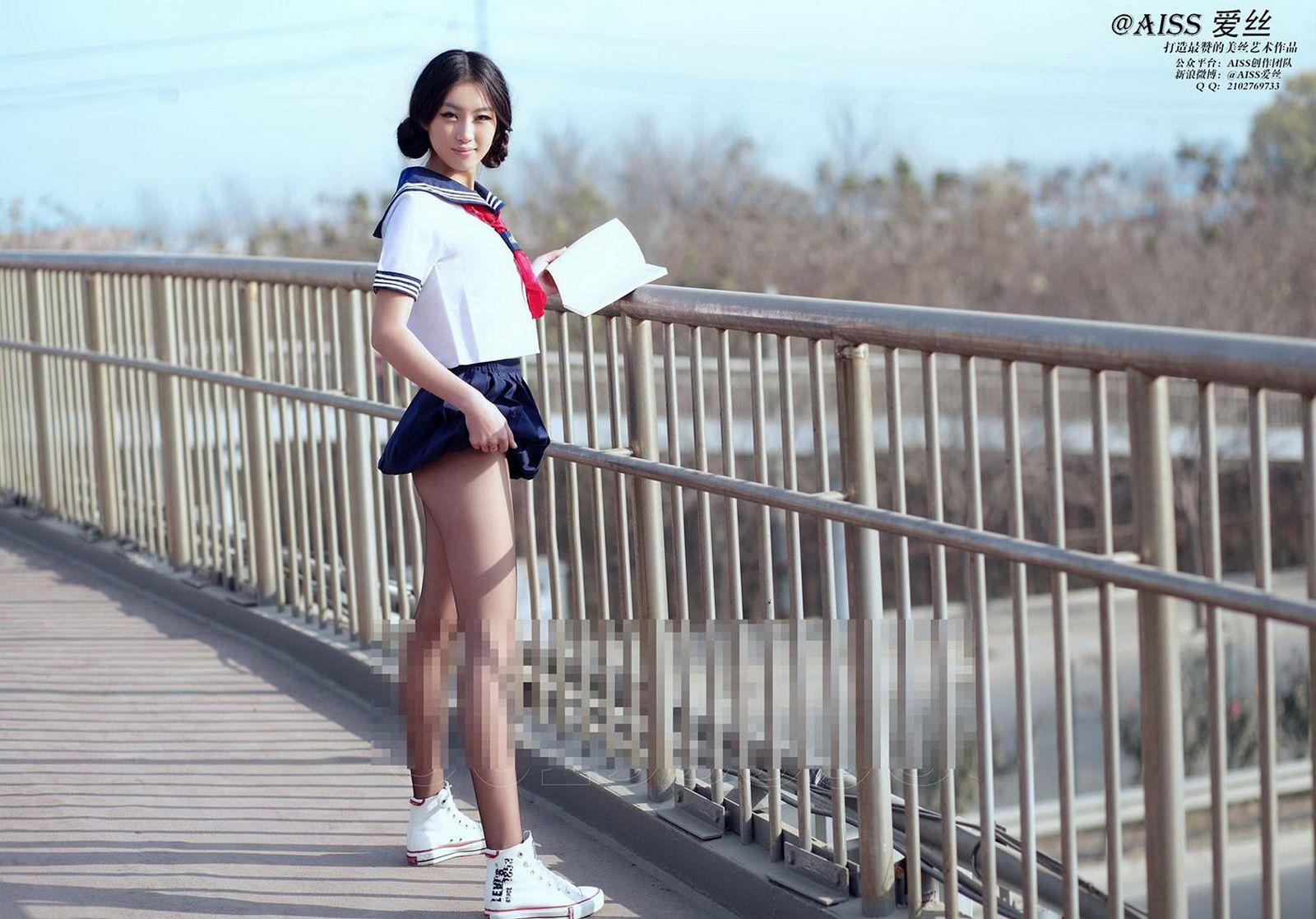 [AISS爱丝钻石] 经典丝袜美腿外拍 NO.038 放学了_p040