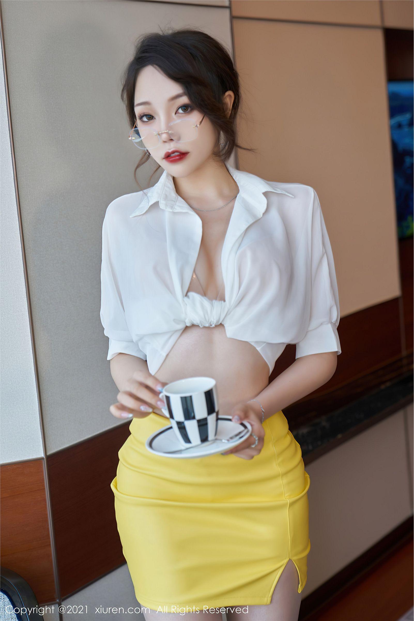 [XIUREN秀人网] 2021.06.15 NO.3543 芝芝Booty_p052