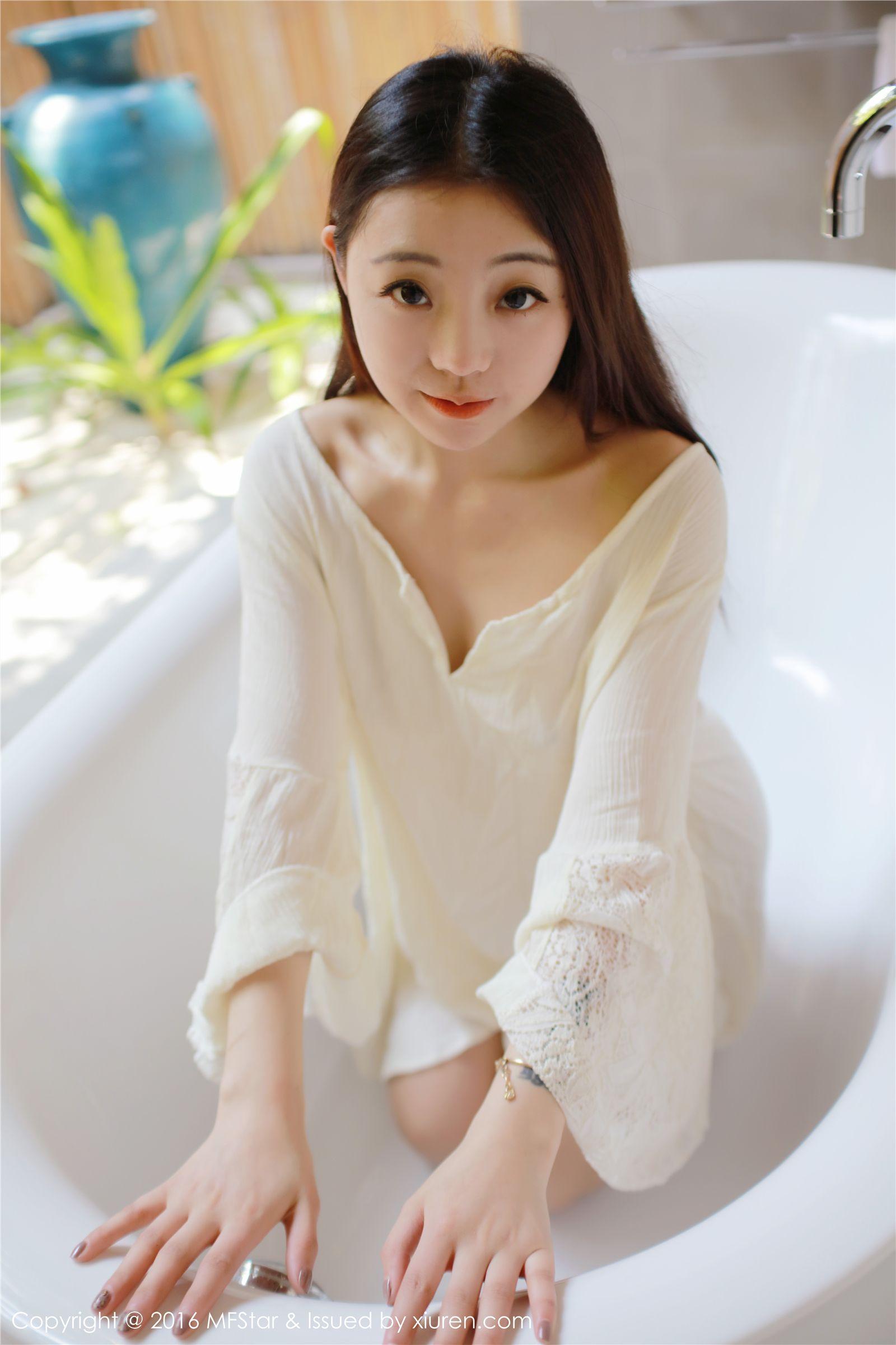 [模范学院美女] 2016.09.30 Vol.072 佘贝拉bella_p052