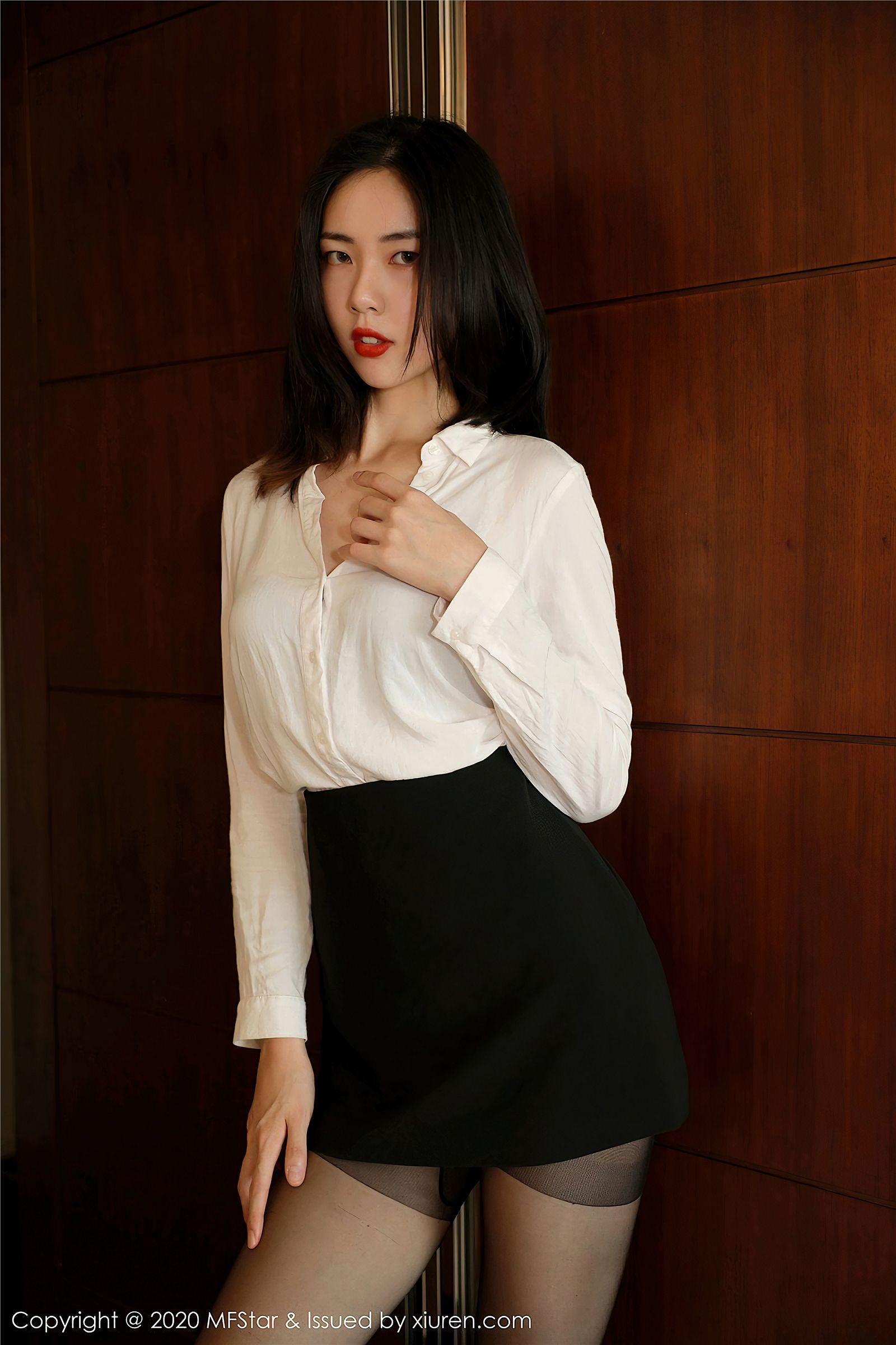 [MFStar模范学院] 2020.08.19 NO.371 噜噜妞儿_p051