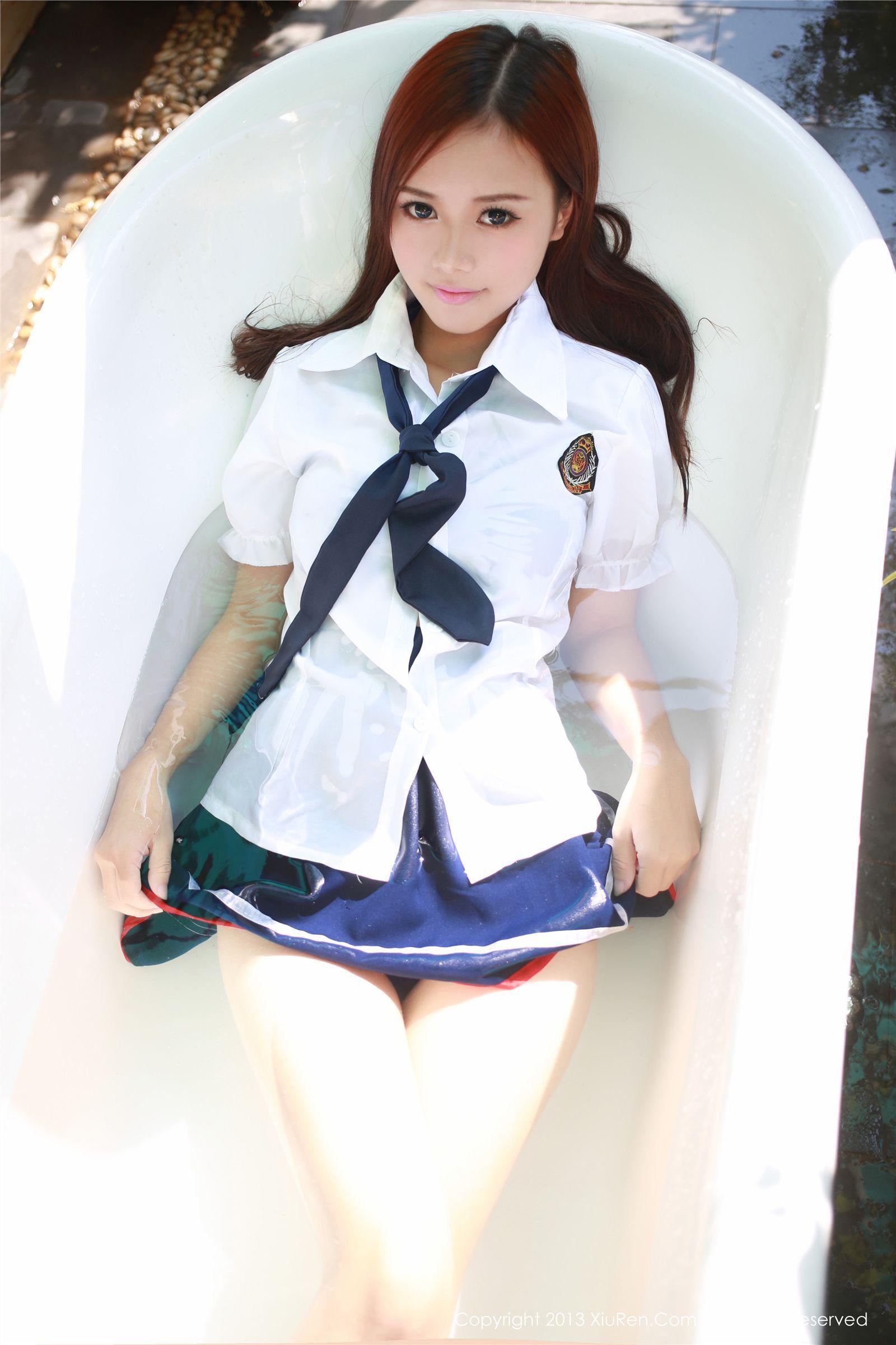 [秀人XIUREN] 2013.09.22 NO.014 toro羽住_p053