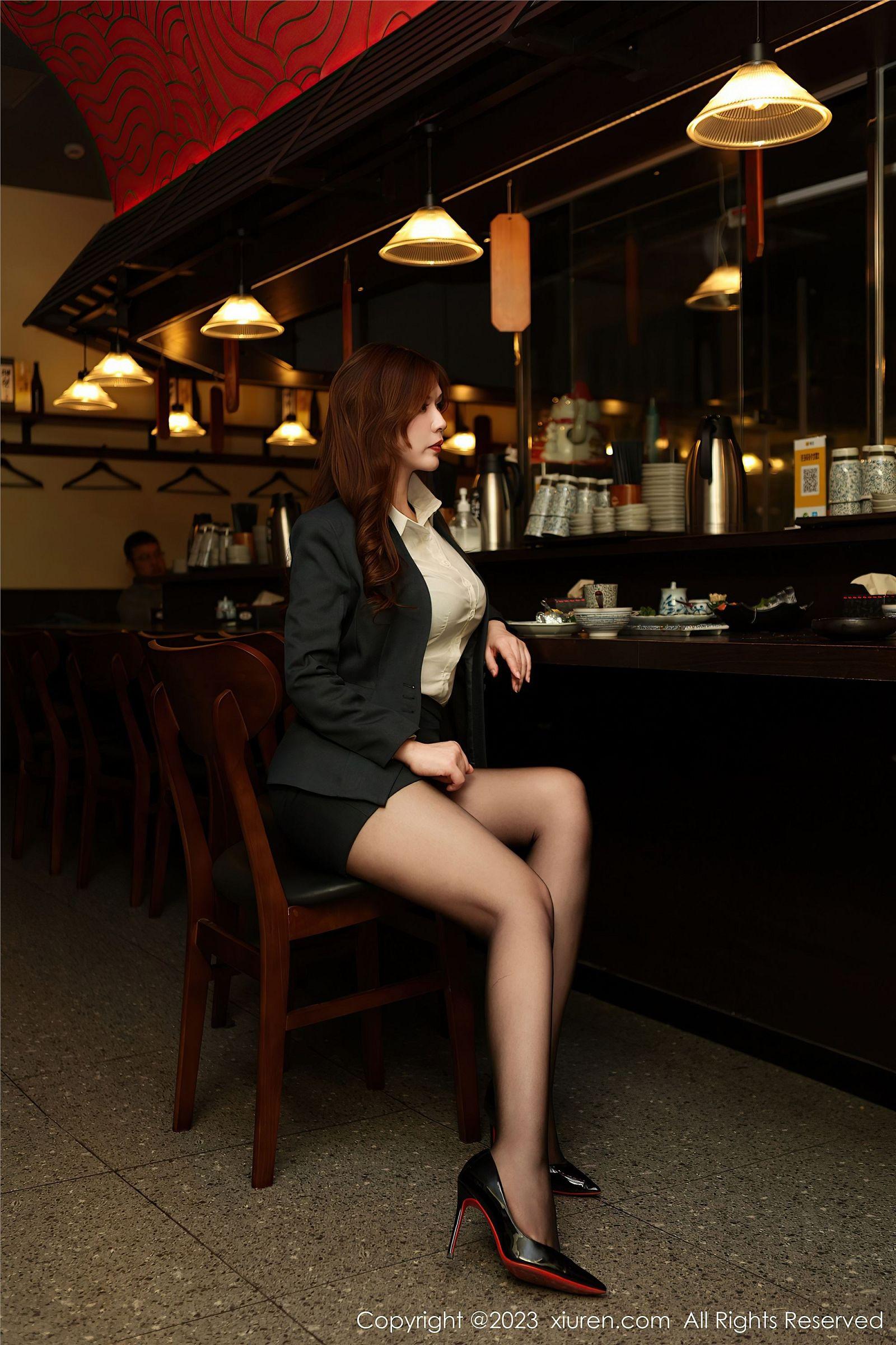 [XIUREN秀人网] 2023.12.13 NO.7801 月野兔美妞_p056