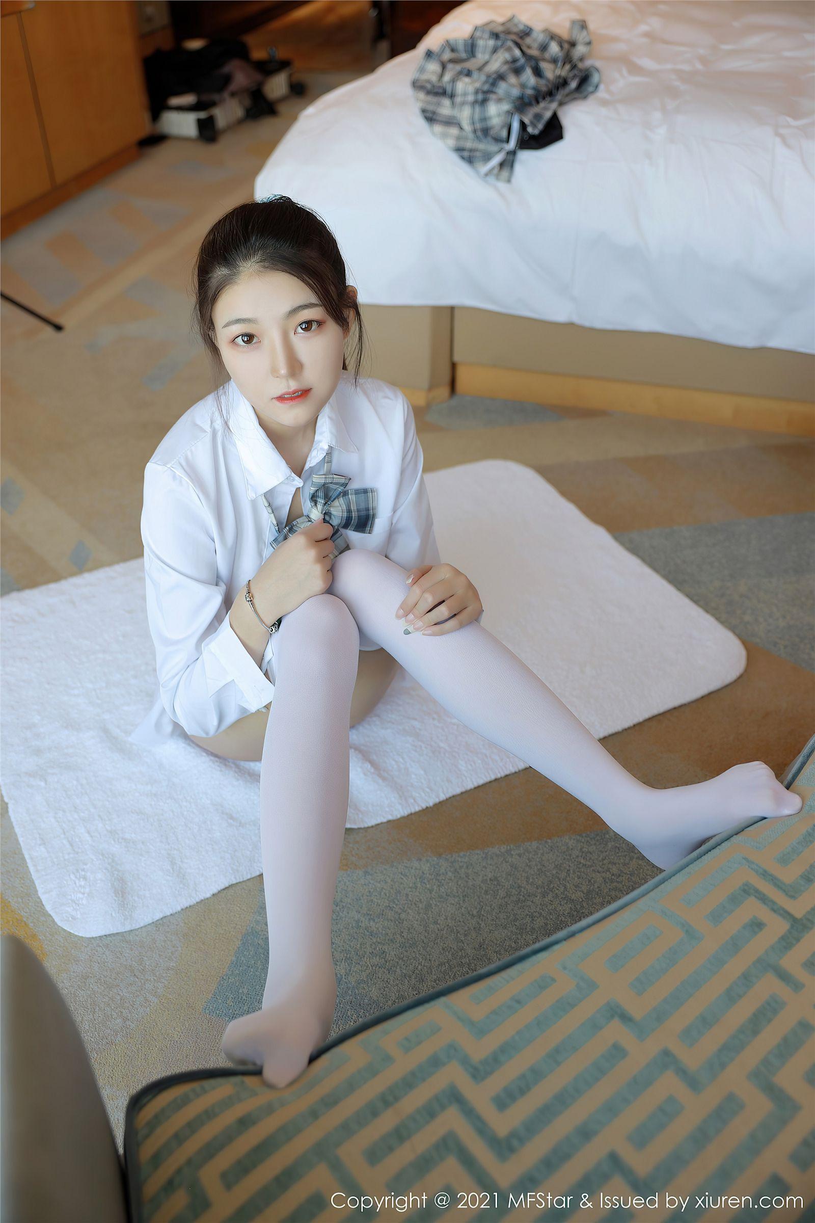 [MFStar模范学院] 2021.01.27 NO.448 Laura苏雨彤_p029