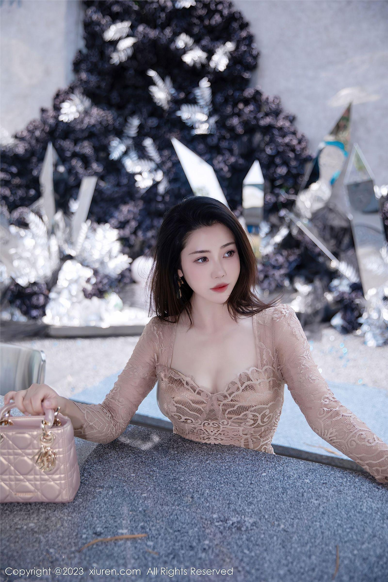 [XIUREN秀人网] 2023.08.11 NO.7216 严利娅Yuliya_p010