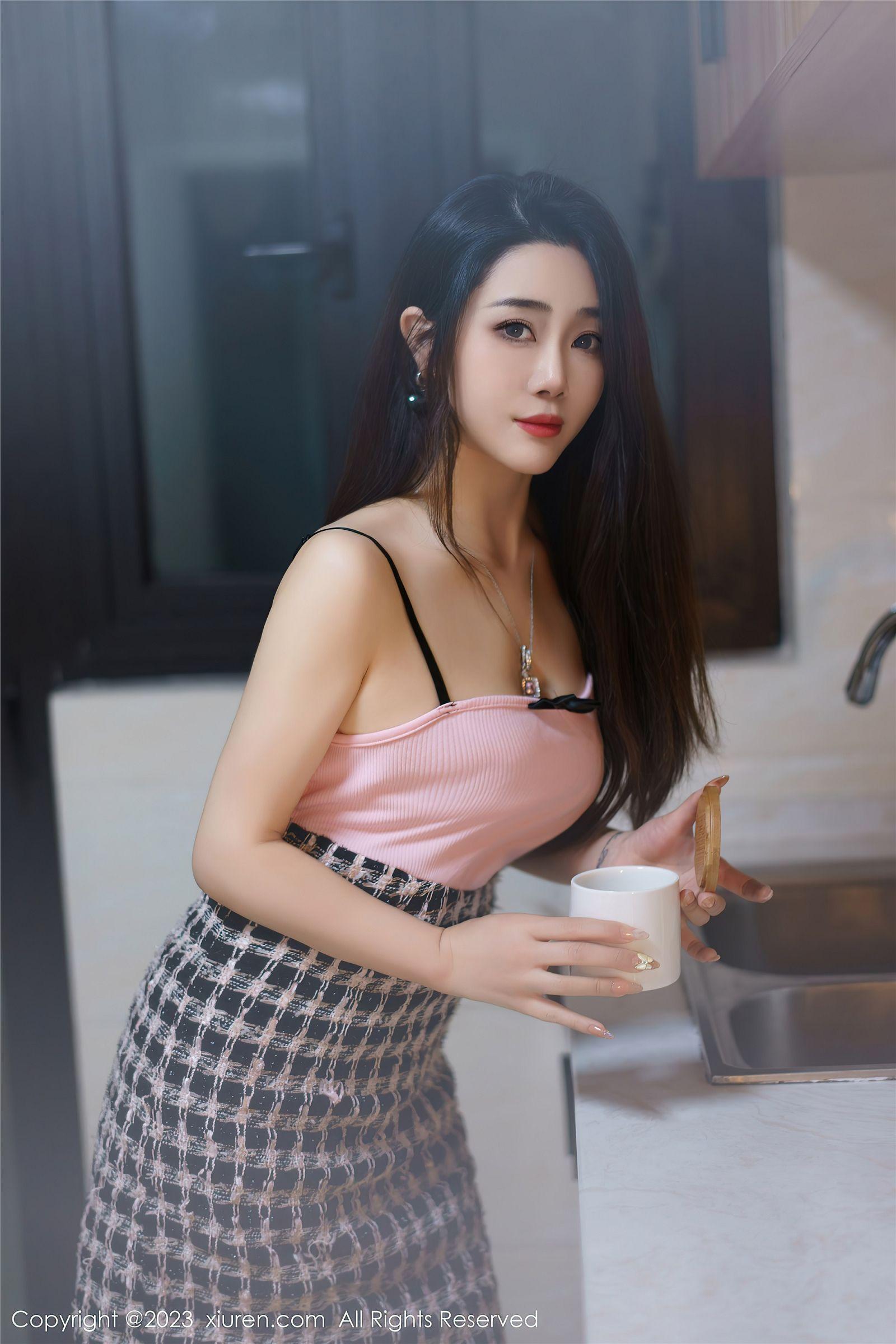 [XIUREN秀人网] 2023.05.25 NO.6799 严利娅Yuliya_p028