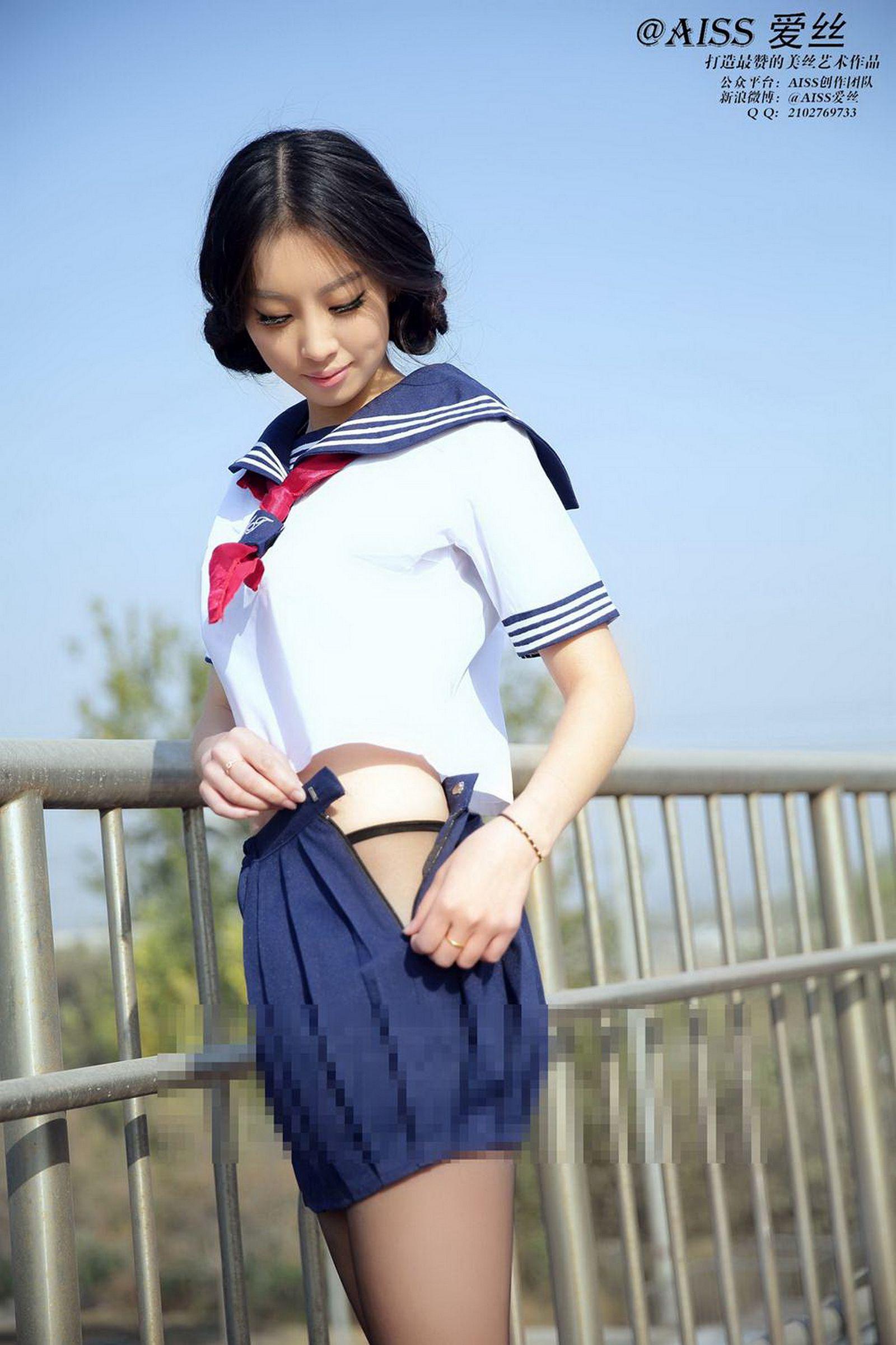 [AISS爱丝钻石] 经典丝袜美腿外拍 NO.038 放学了_p016