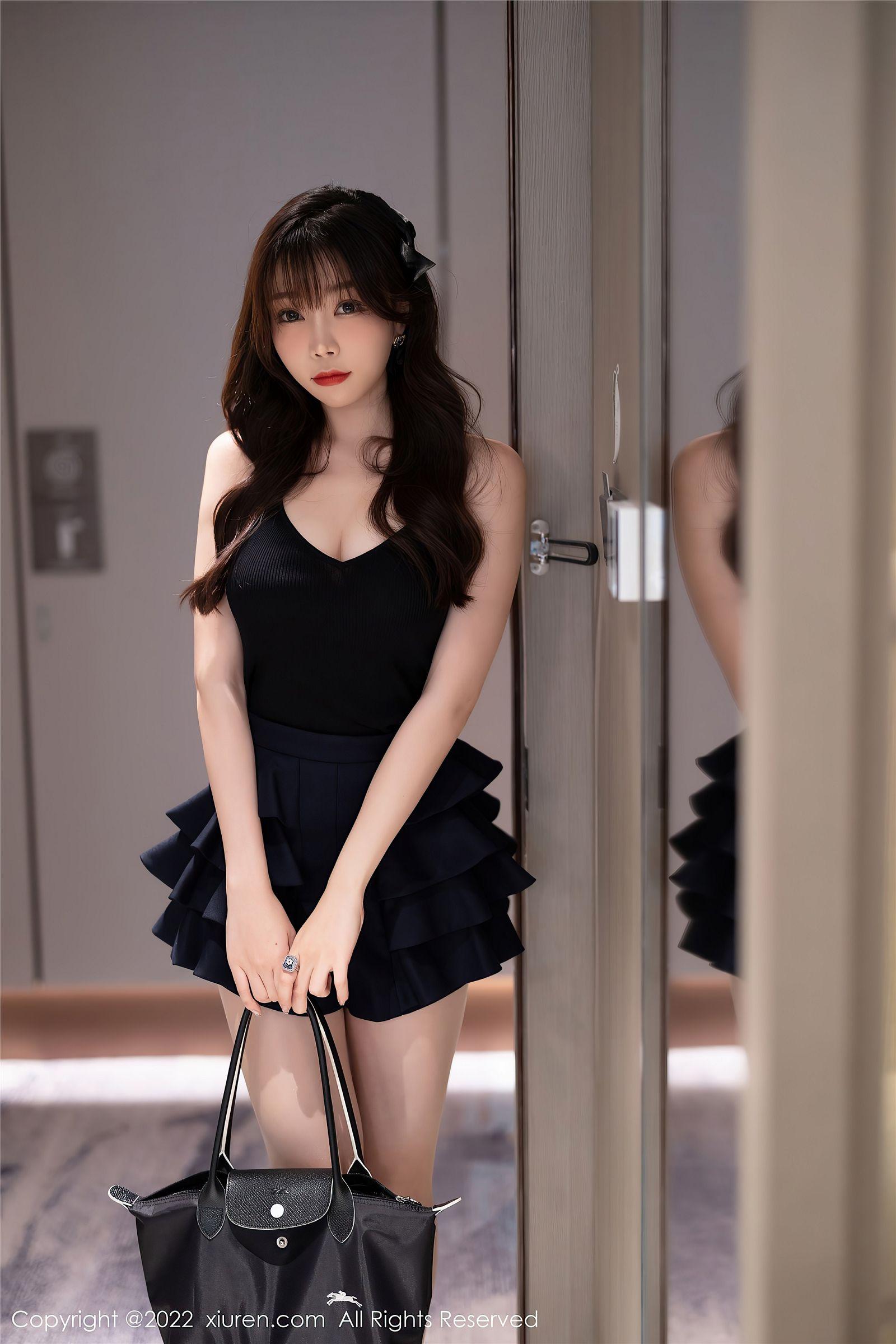 [XIUREN秀人网] 2022.04.08 NO.4840 芝芝Booty_p023