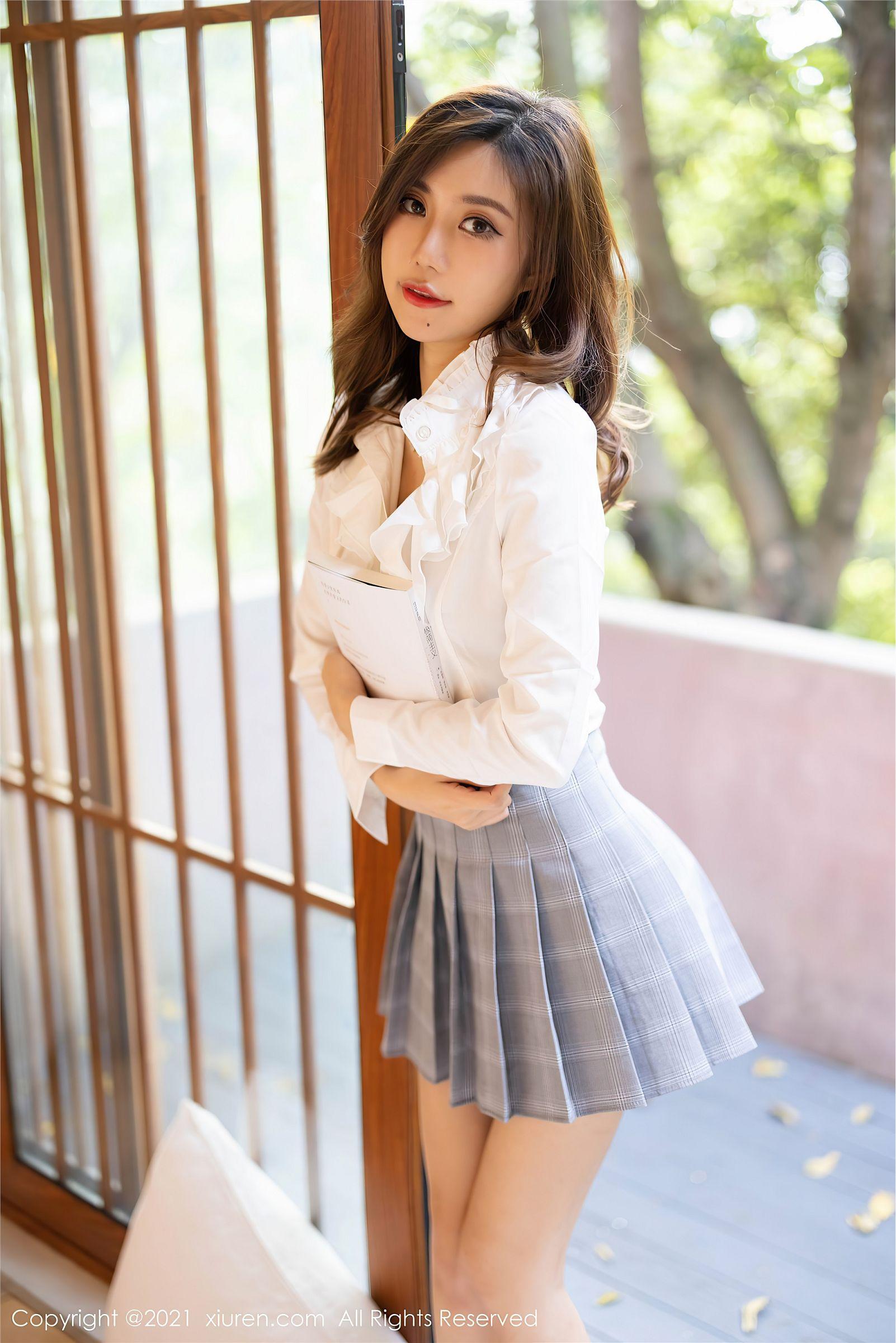 [XIUREN秀人网] 2021.11.09 NO.4192 绮里嘉ula_p022