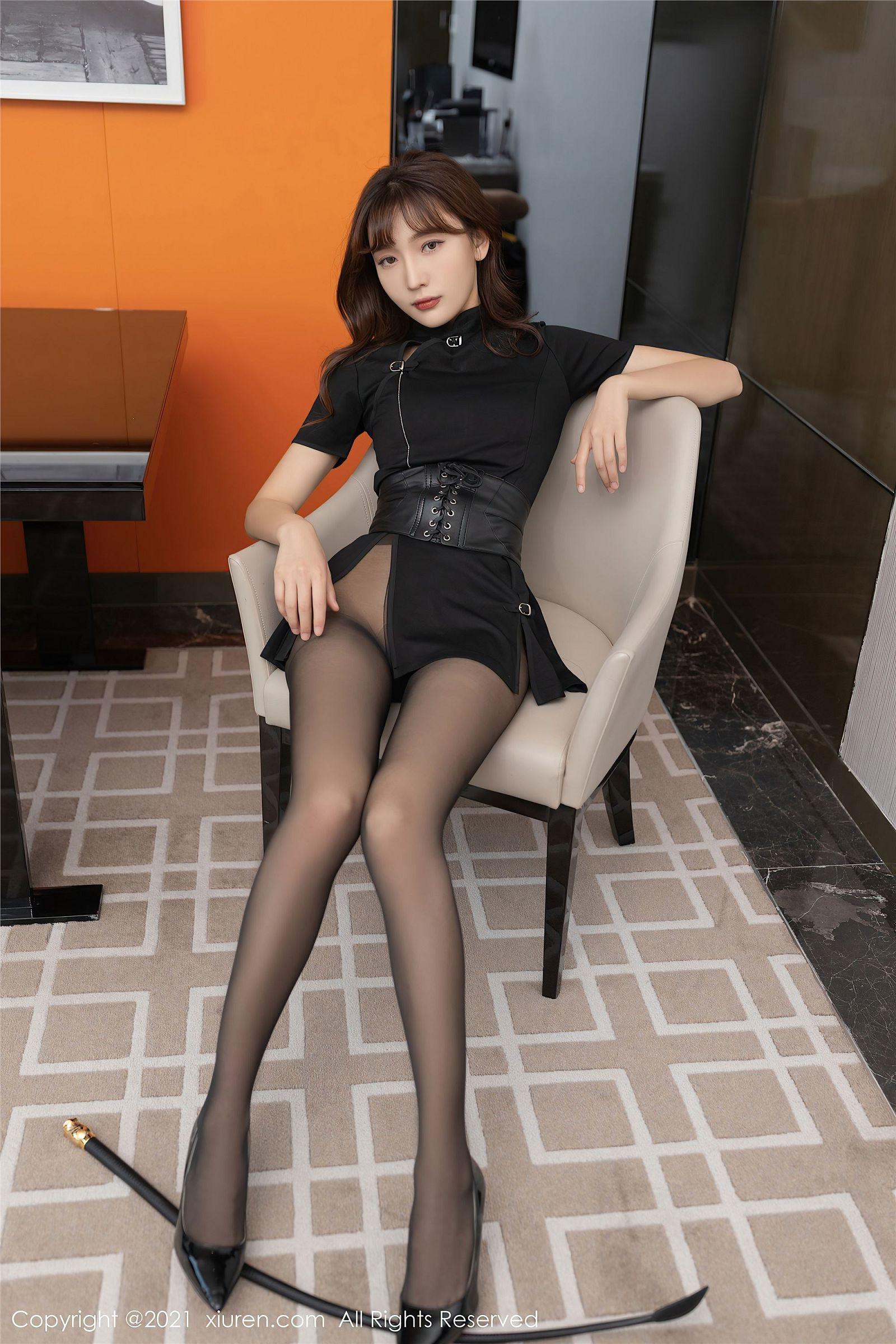 [XIUREN秀人网] 2021.11.25 NO.4268 陆萱萱_p007