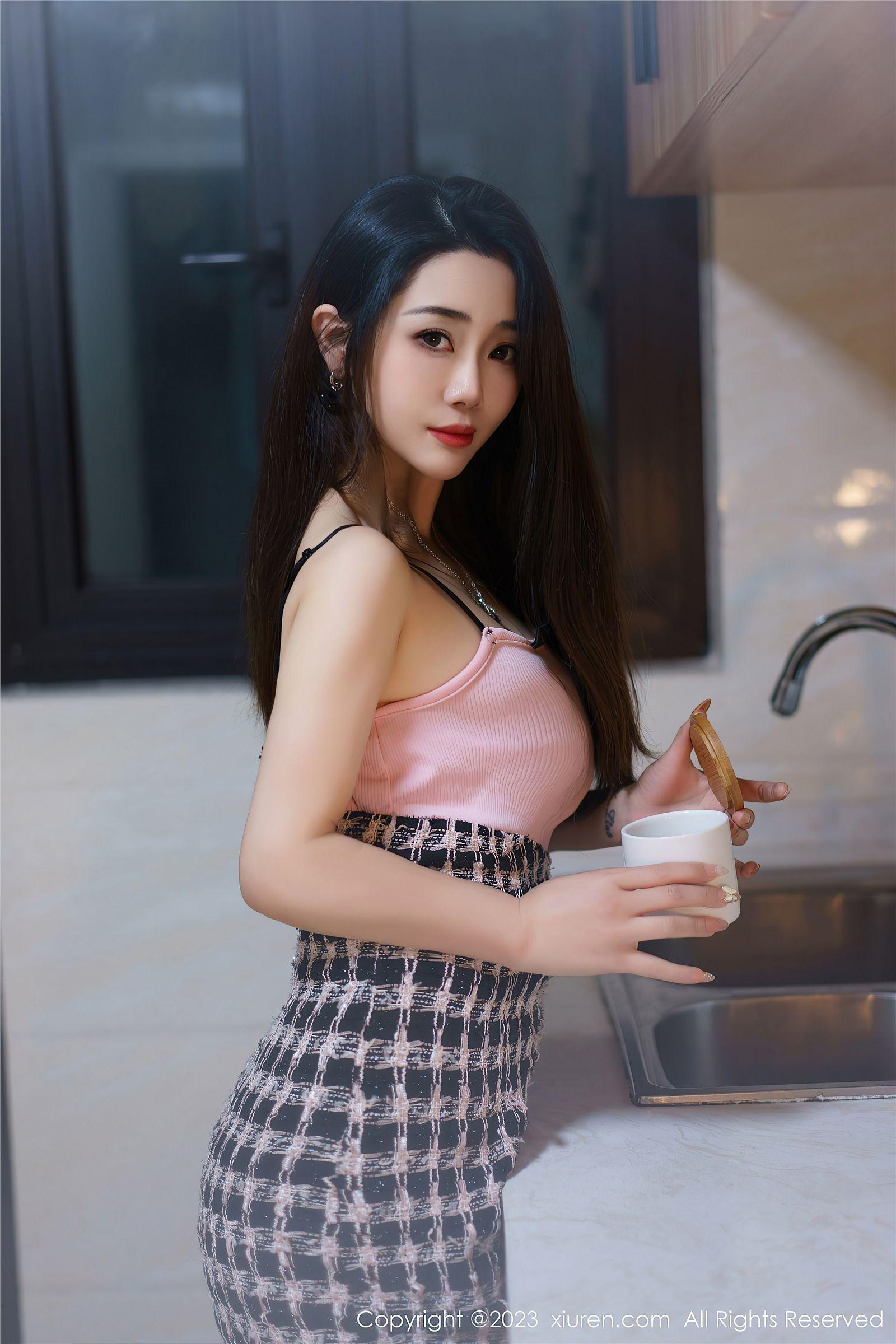 [XIUREN秀人网] 2023.05.25 NO.6799 严利娅Yuliya_p020