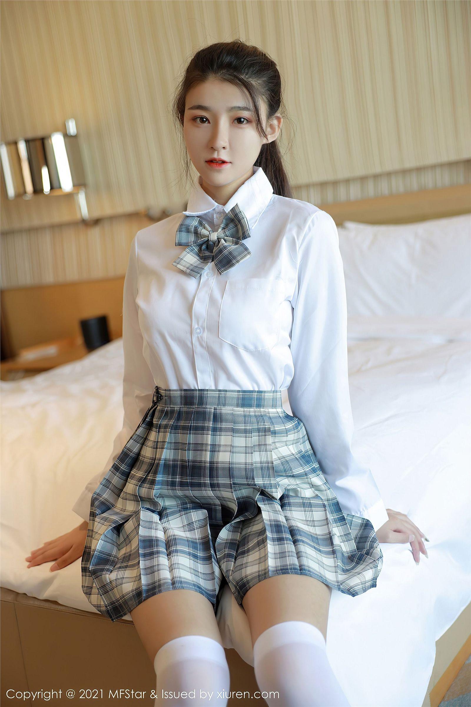 [MFStar模范学院] 2021.01.27 NO.448 Laura苏雨彤_p004