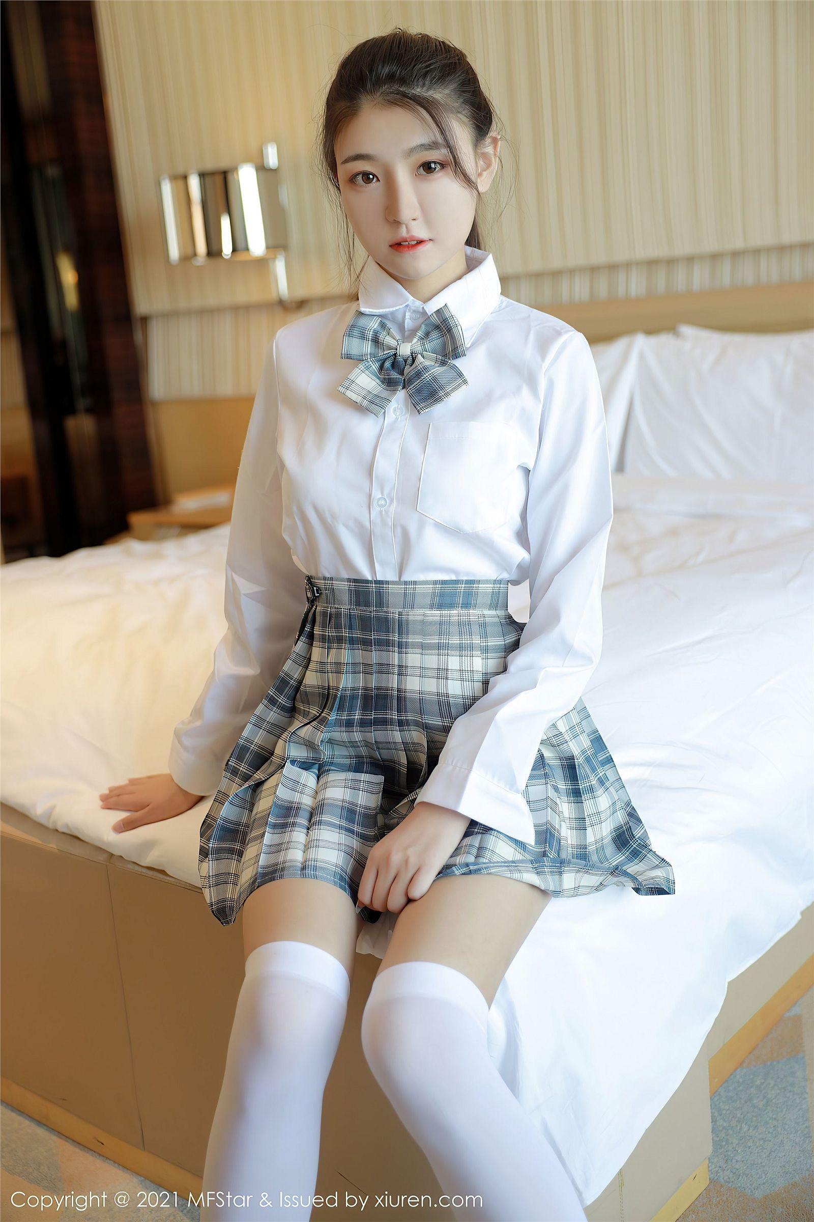 [MFStar模范学院] 2021.01.27 NO.448 Laura苏雨彤_p016