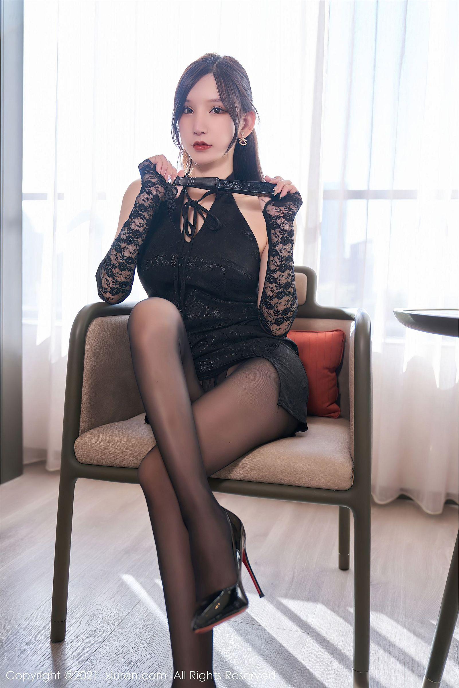 [XIUREN秀人网] 2021.12.22 NO.4373 周于希Sally_p005