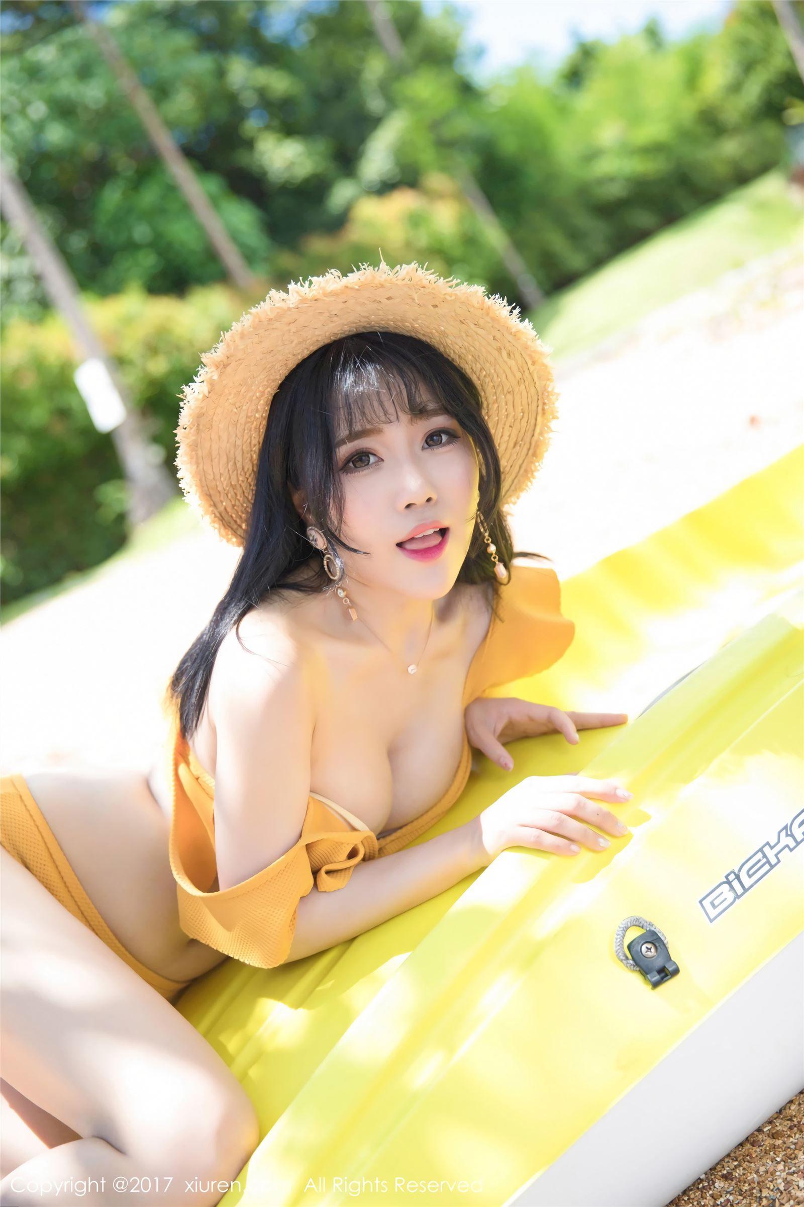 [秀人XIUREN] 2017.11.24 NO.855 田园风仙子 兜豆靓Youlina_p034