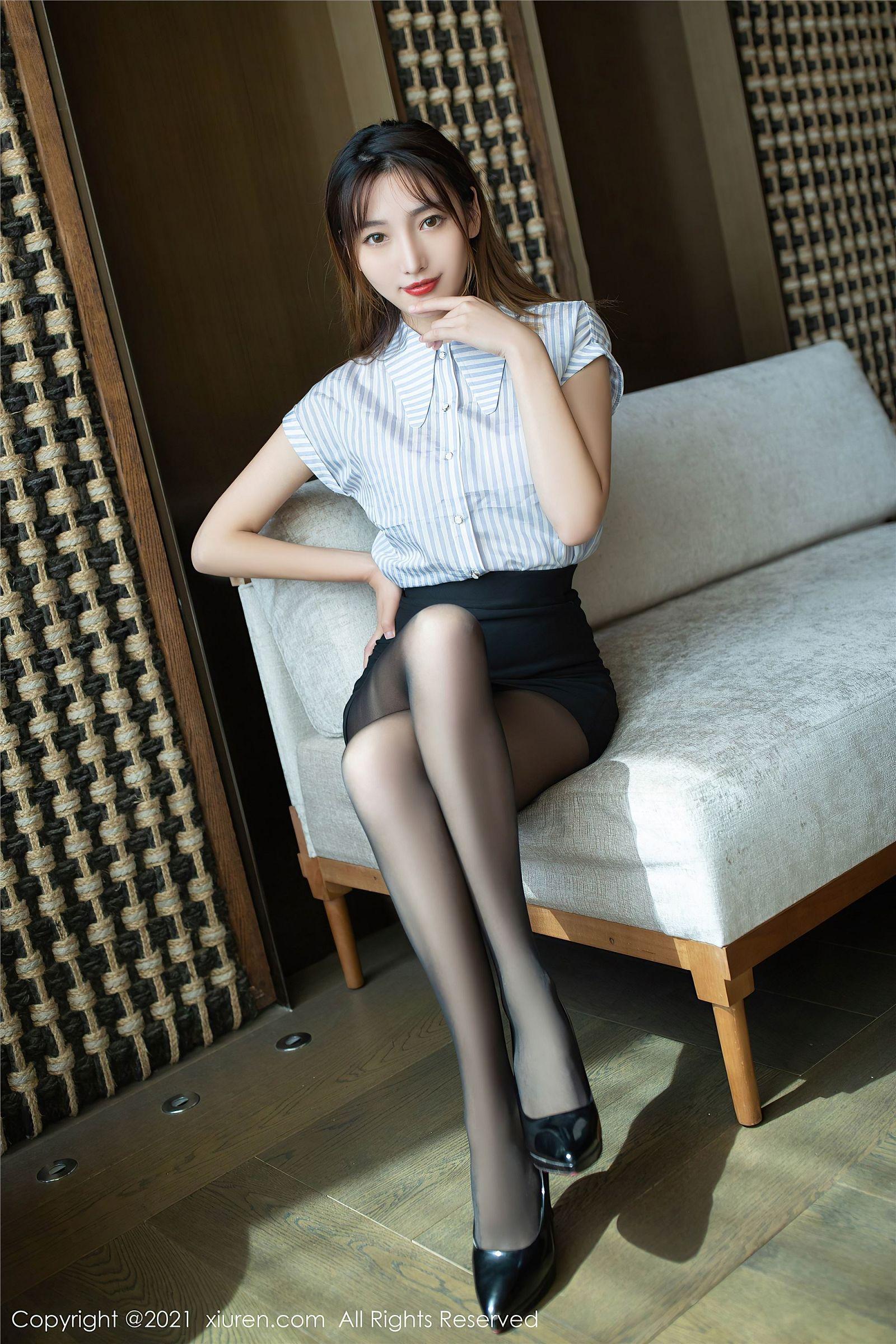 [XIUREN秀人网] 2021.12.09 NO.4321 陆萱萱_p026
