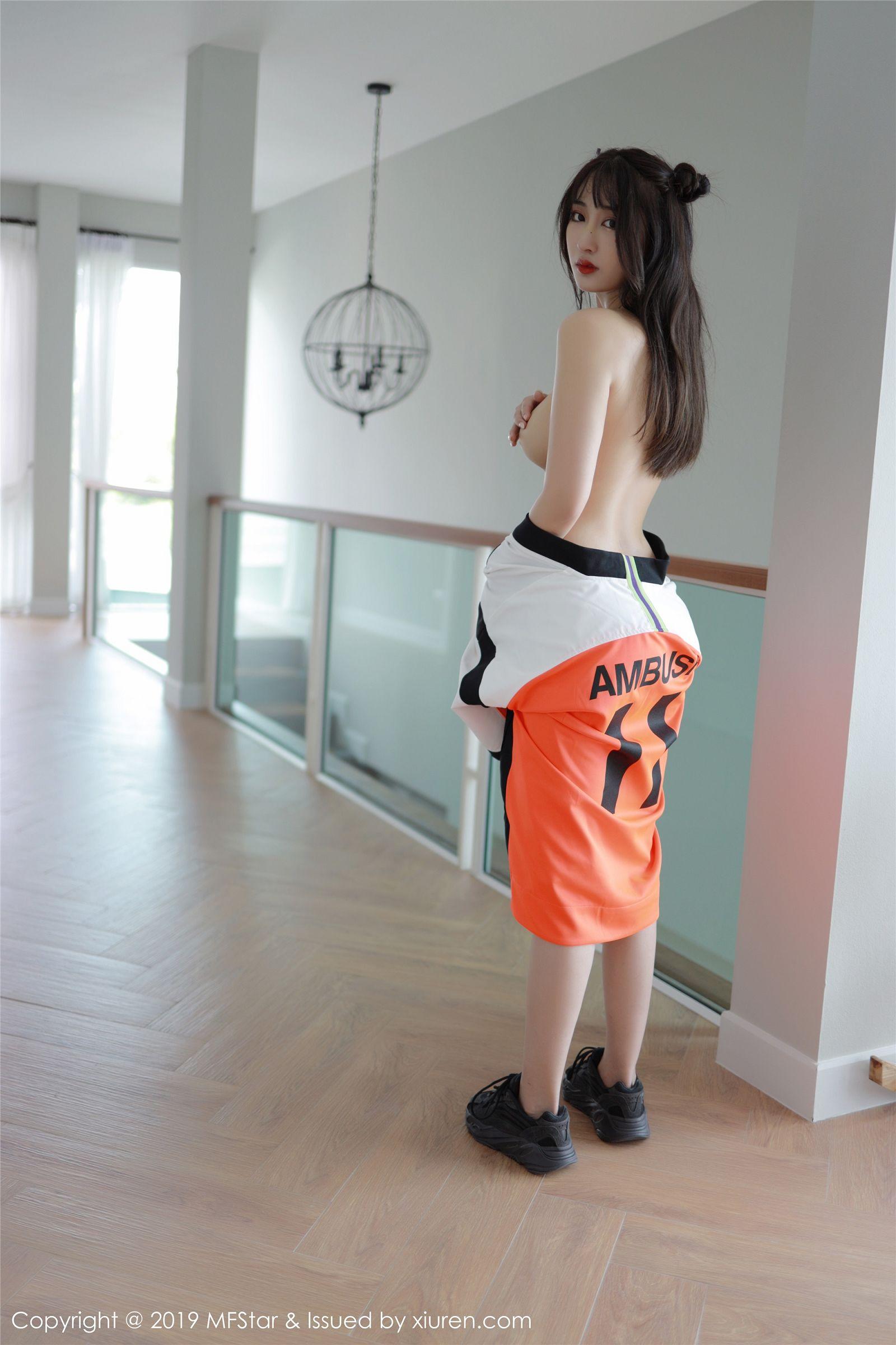 [MFStar模范学院] 2019.11.04 Vol.226 Betty林子欣_p027