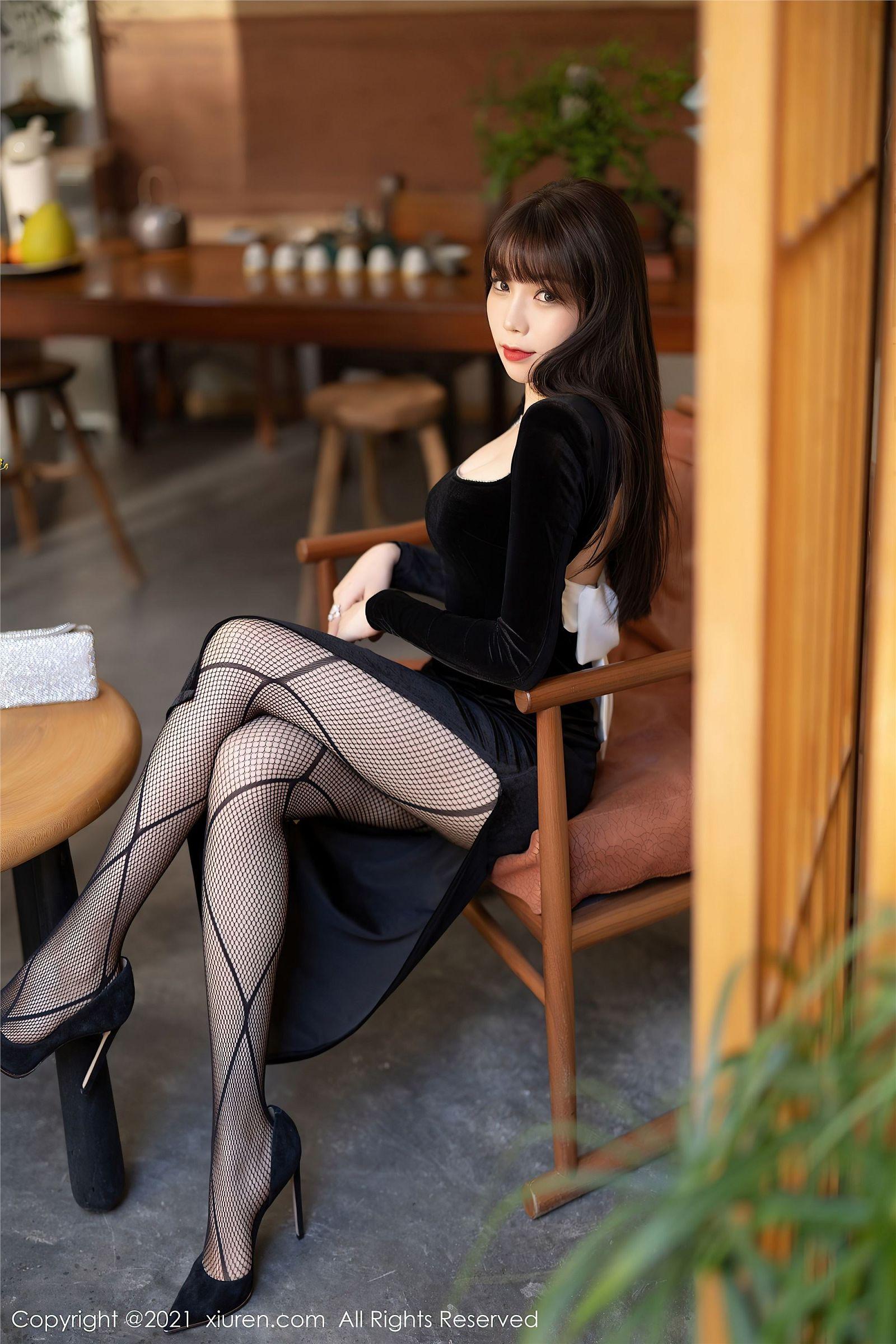 [XIUREN秀人网] 2021.12.09 NO.4322 芝芝Booty_p056