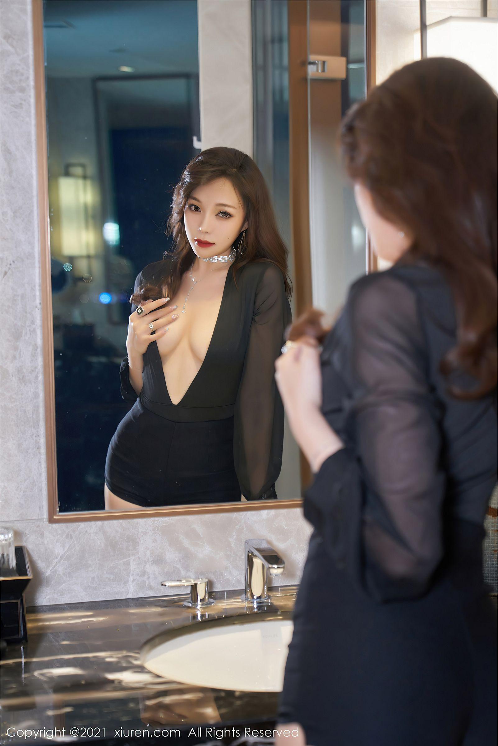 [XIUREN秀人网] 2021.06.09 NO.3524 芝芝Booty_p064