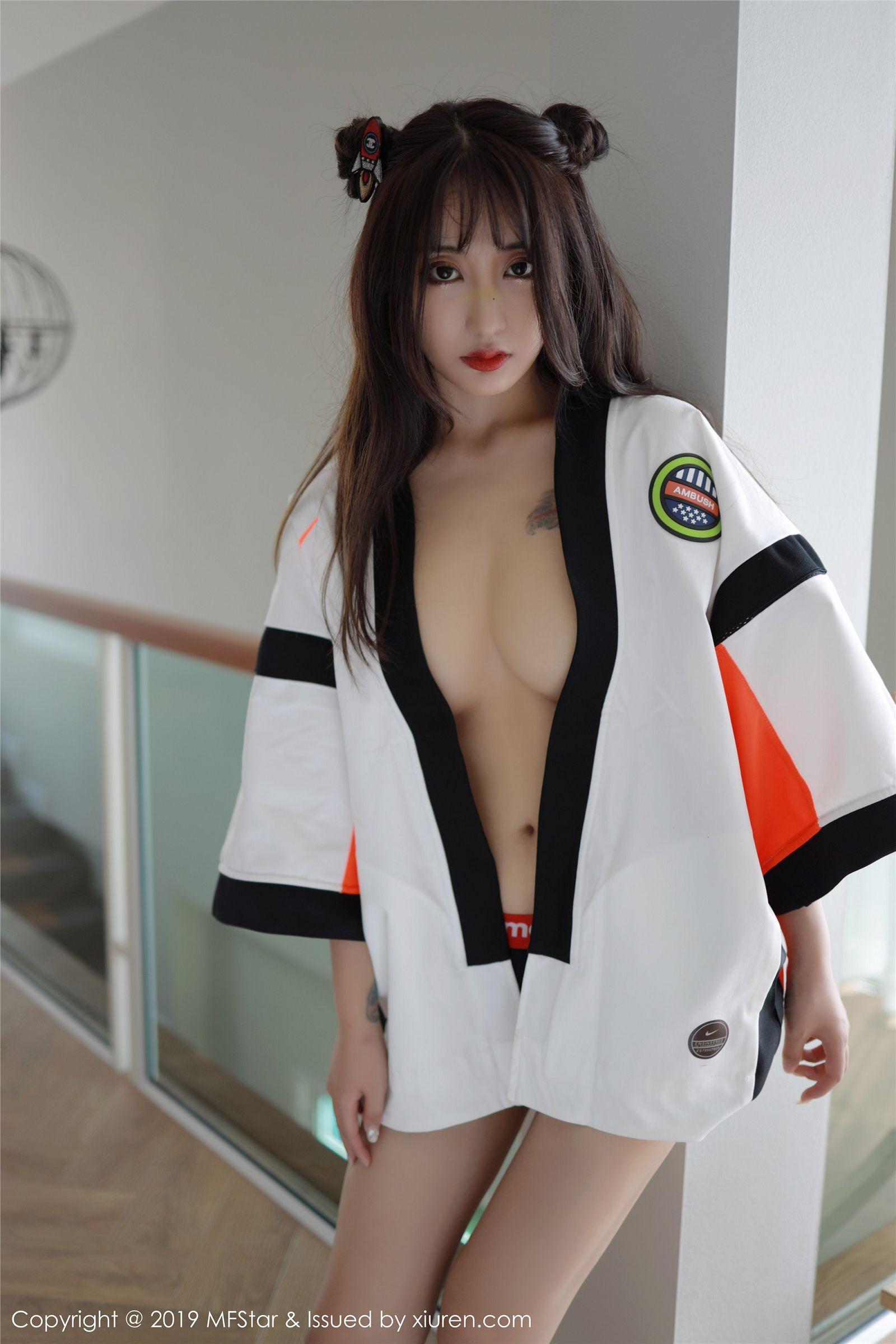 [MFStar模范学院] 2019.11.04 Vol.226 Betty林子欣_p024