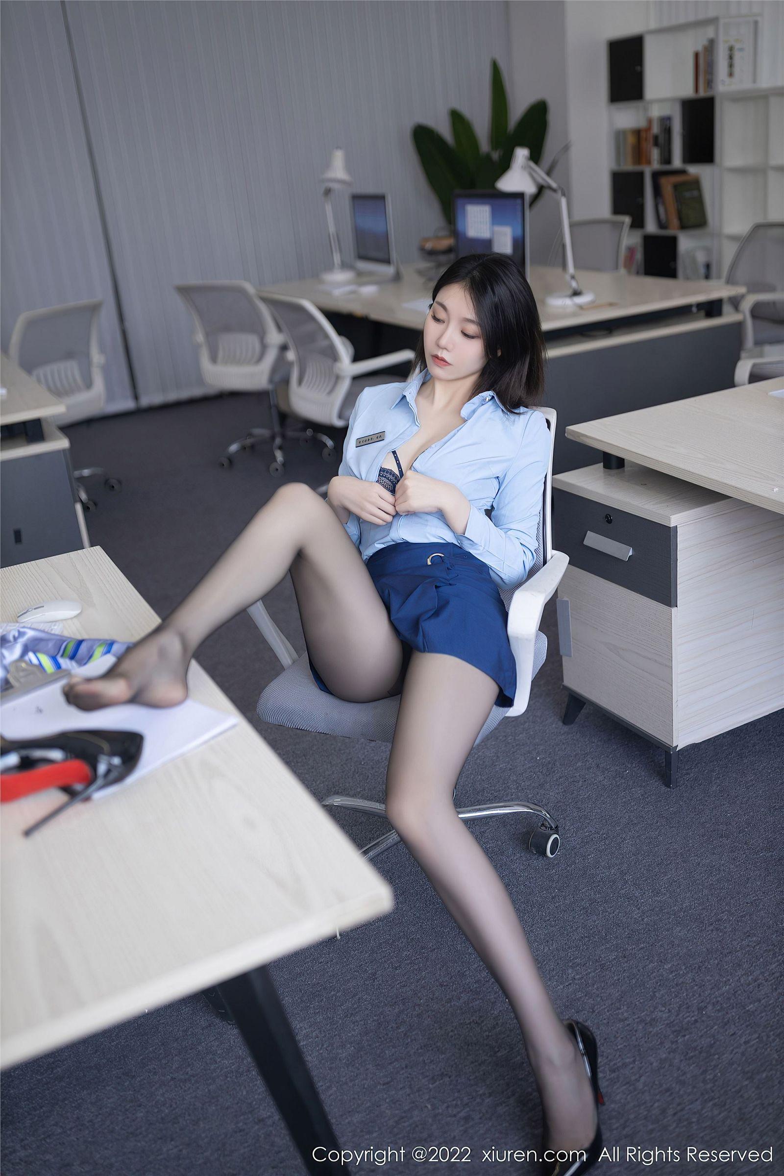 [XIUREN秀人网] 2022.05.17 NO.5021 安然anran_p025