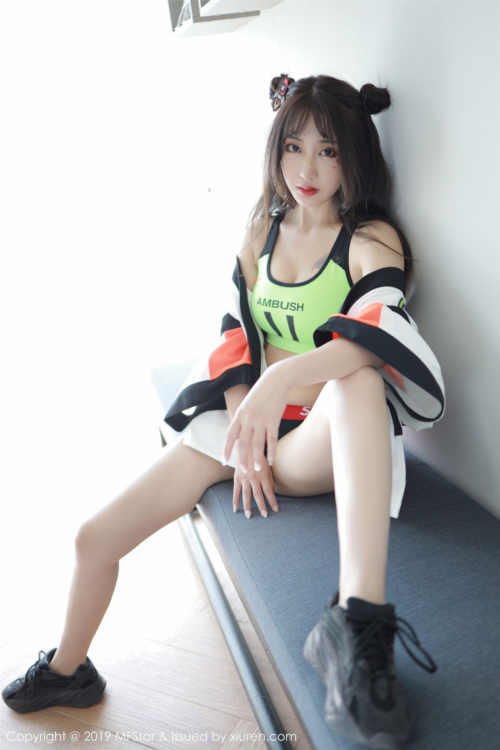 [MFStar模范学院] 2019.11.04 Vol.226 Betty林子欣_p034