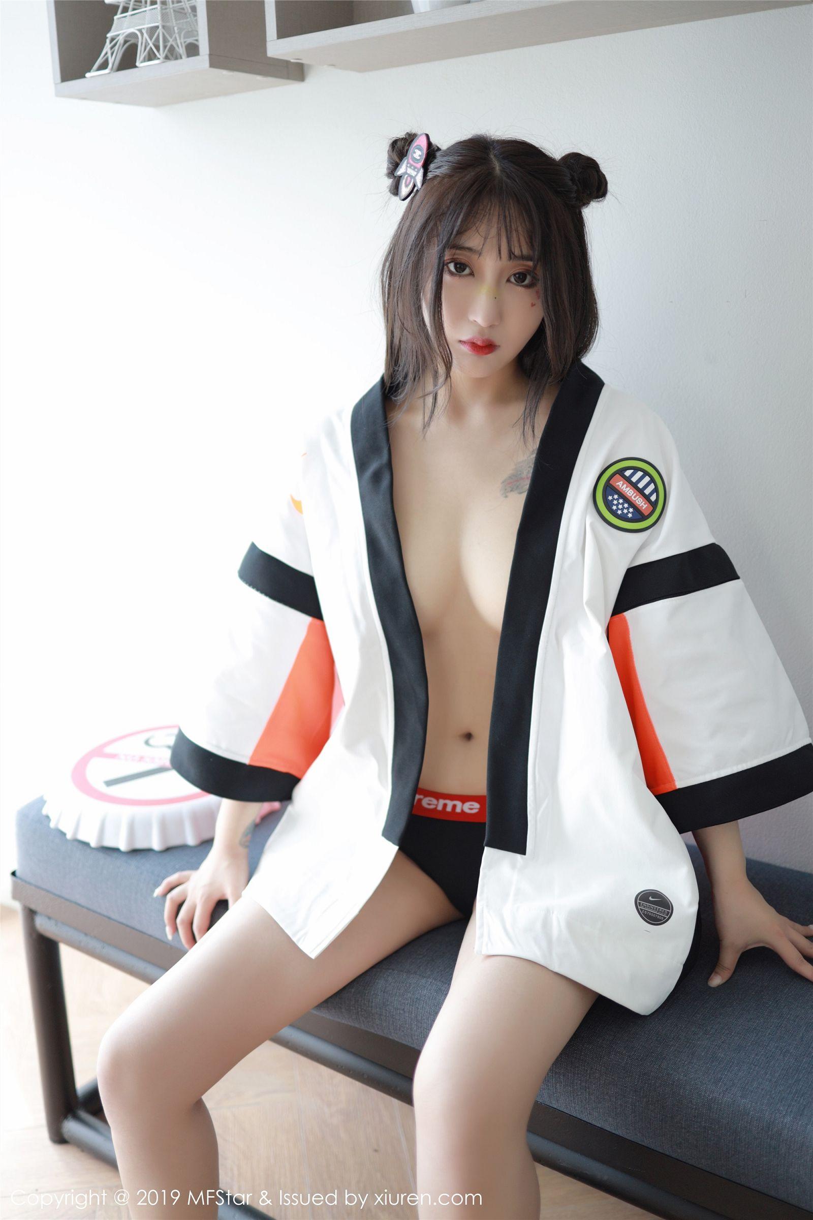 [MFStar模范学院] 2019.11.04 Vol.226 Betty林子欣_p029