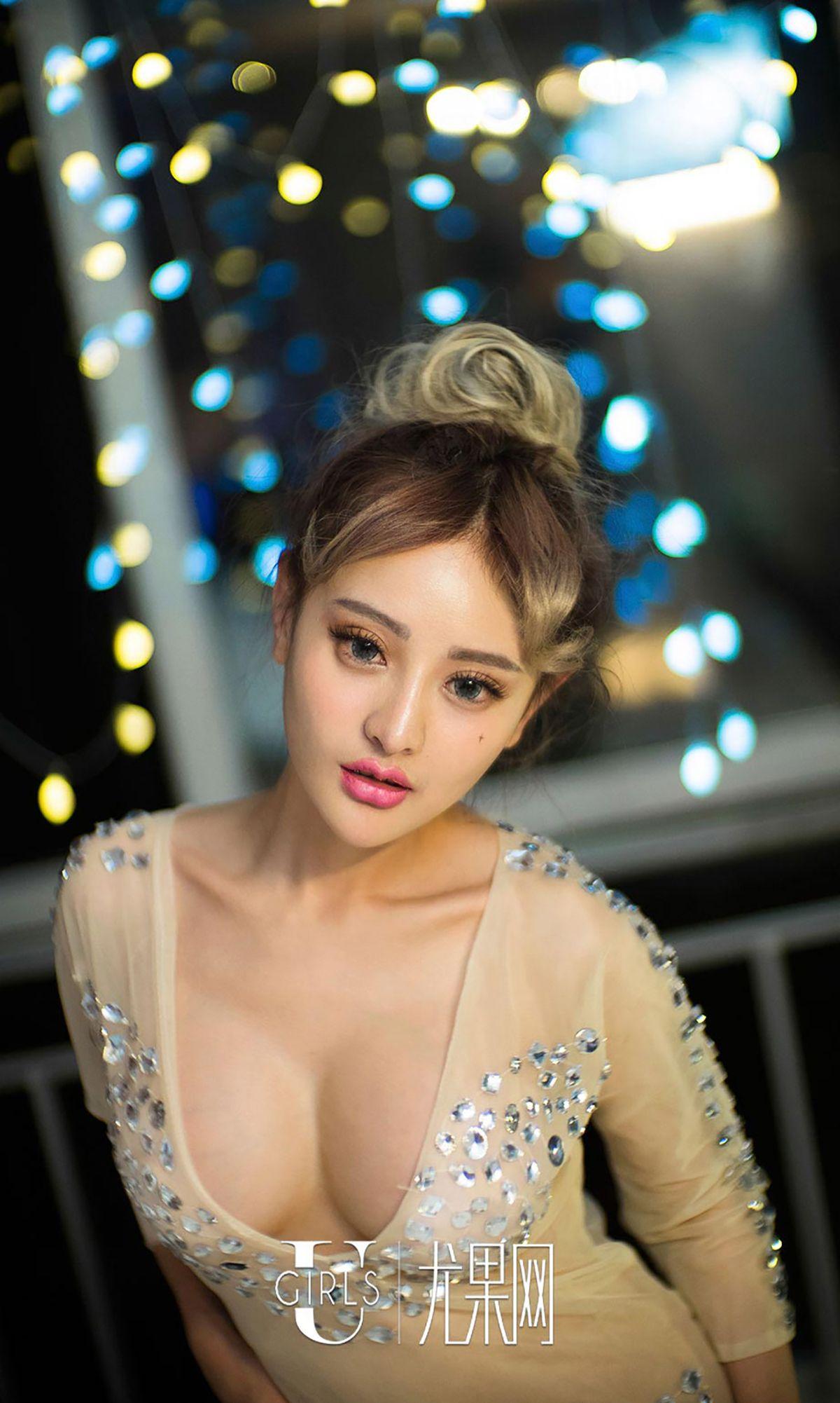 [爱尤物Ugirls] NO.356 李思宁 夜会美女兔_p036