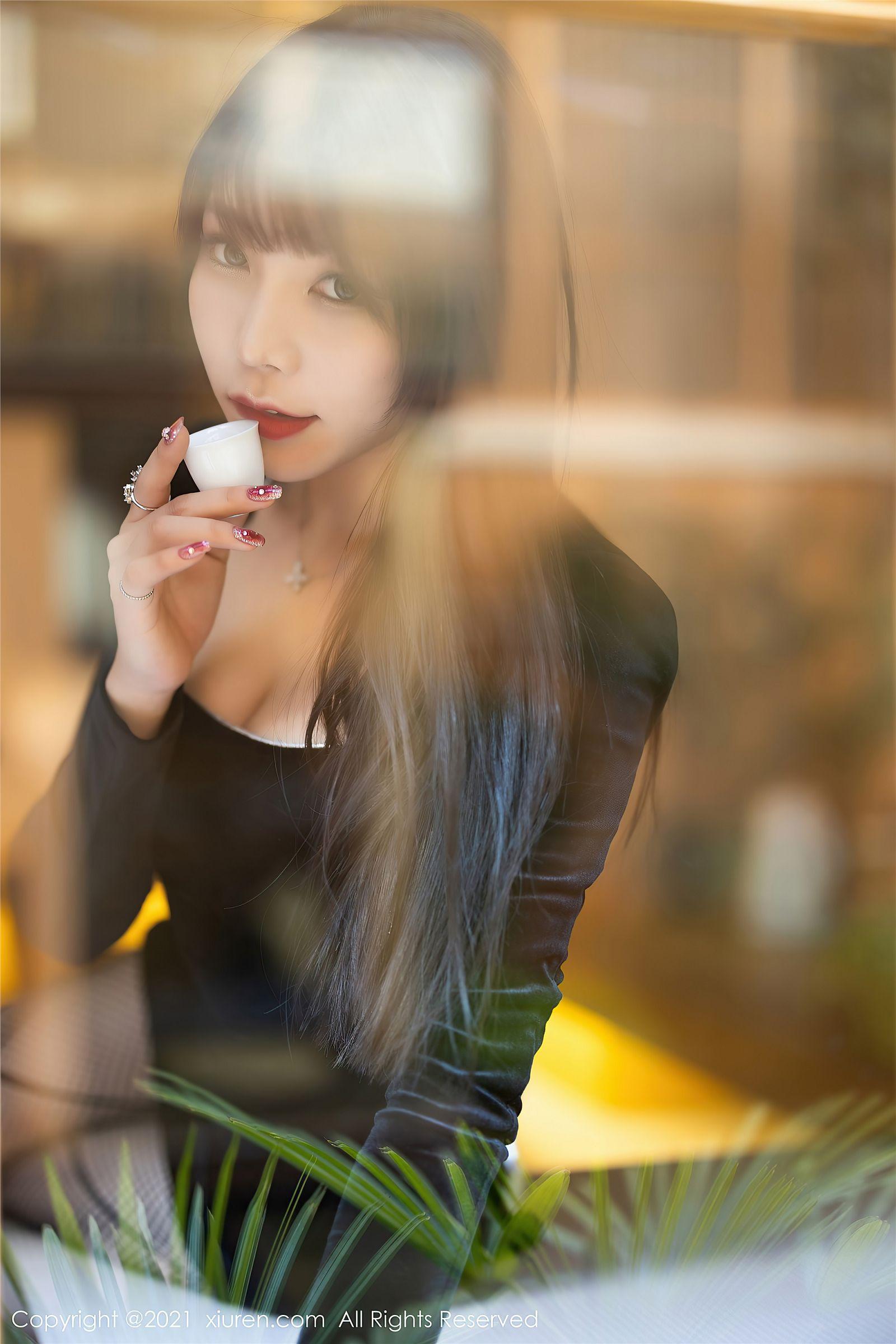 [XIUREN秀人网] 2021.12.09 NO.4322 芝芝Booty_p009