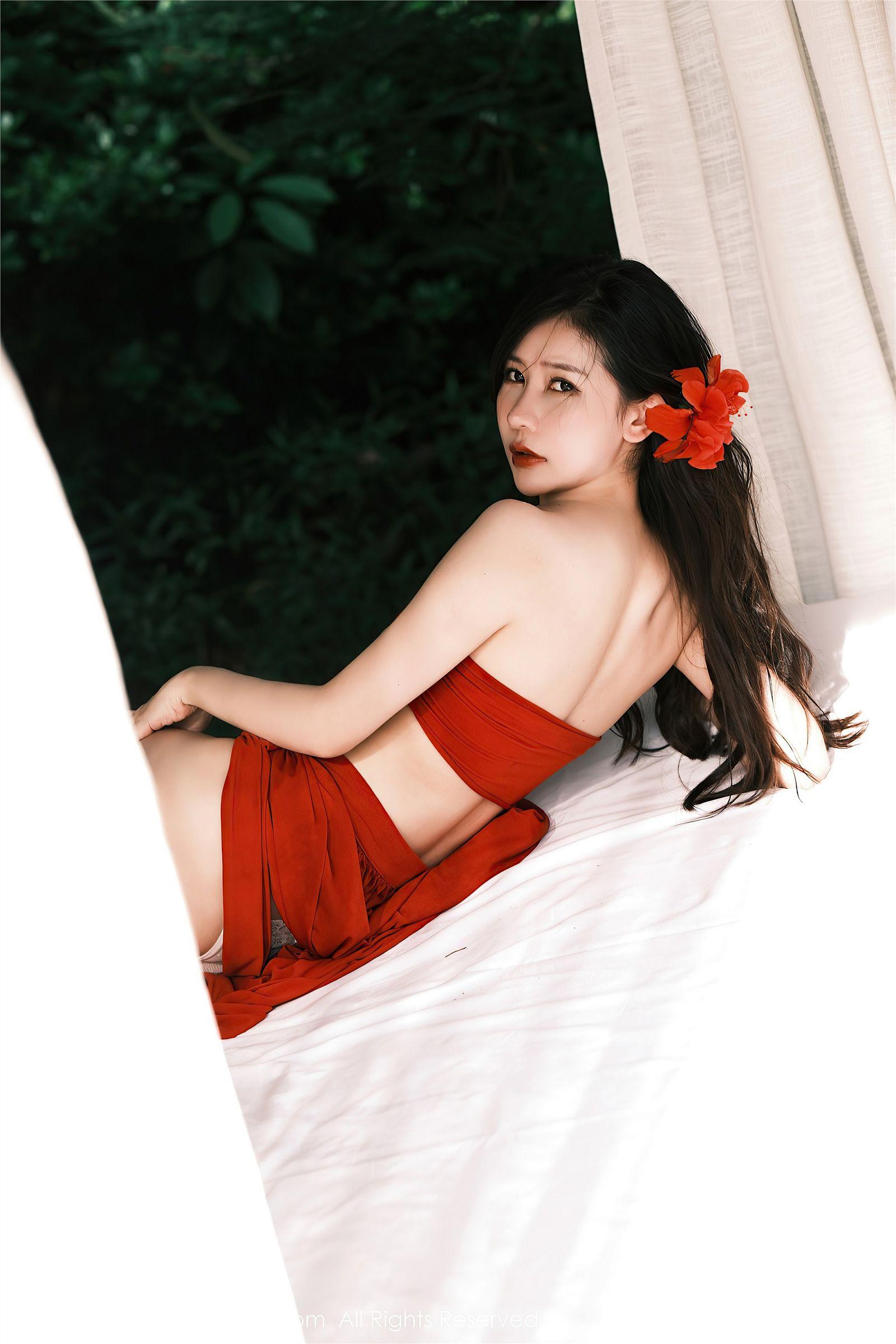 [XIUREN秀人网] 2023.04.23 NO.6617 尹甜甜 万宁旅拍_p007