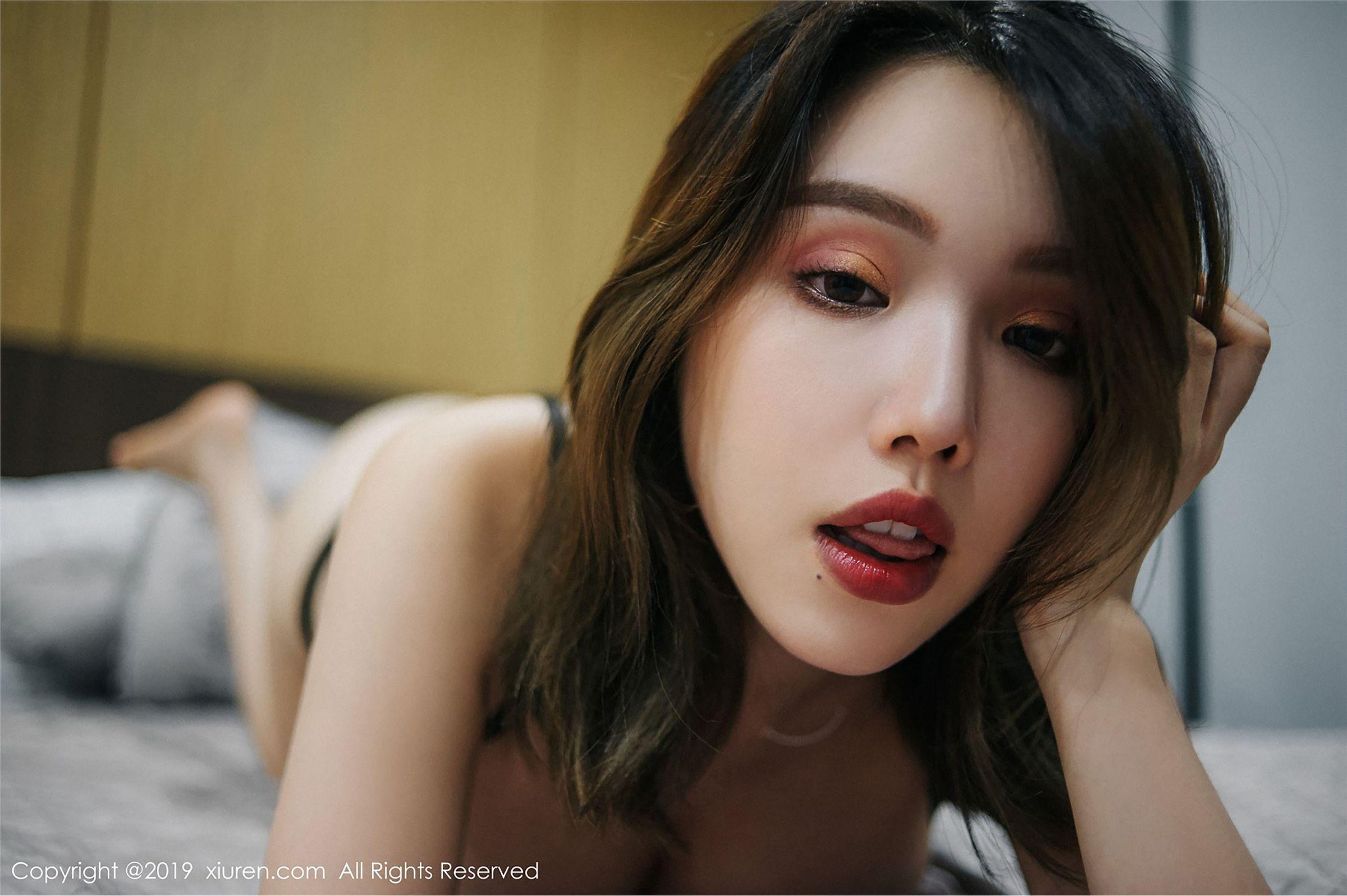 [秀人XIUREN] 2019.02.11 NO.1332 黄楽然_p032