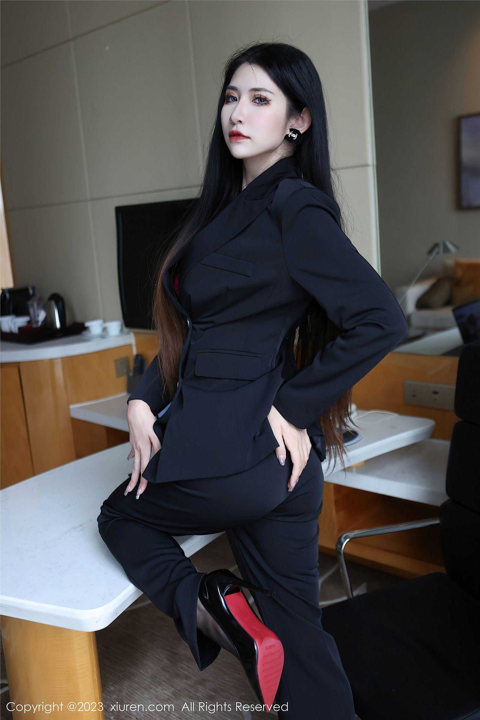 [XIUREN秀人网] 2023.03.13 NO.6402 依娜Yina_p028