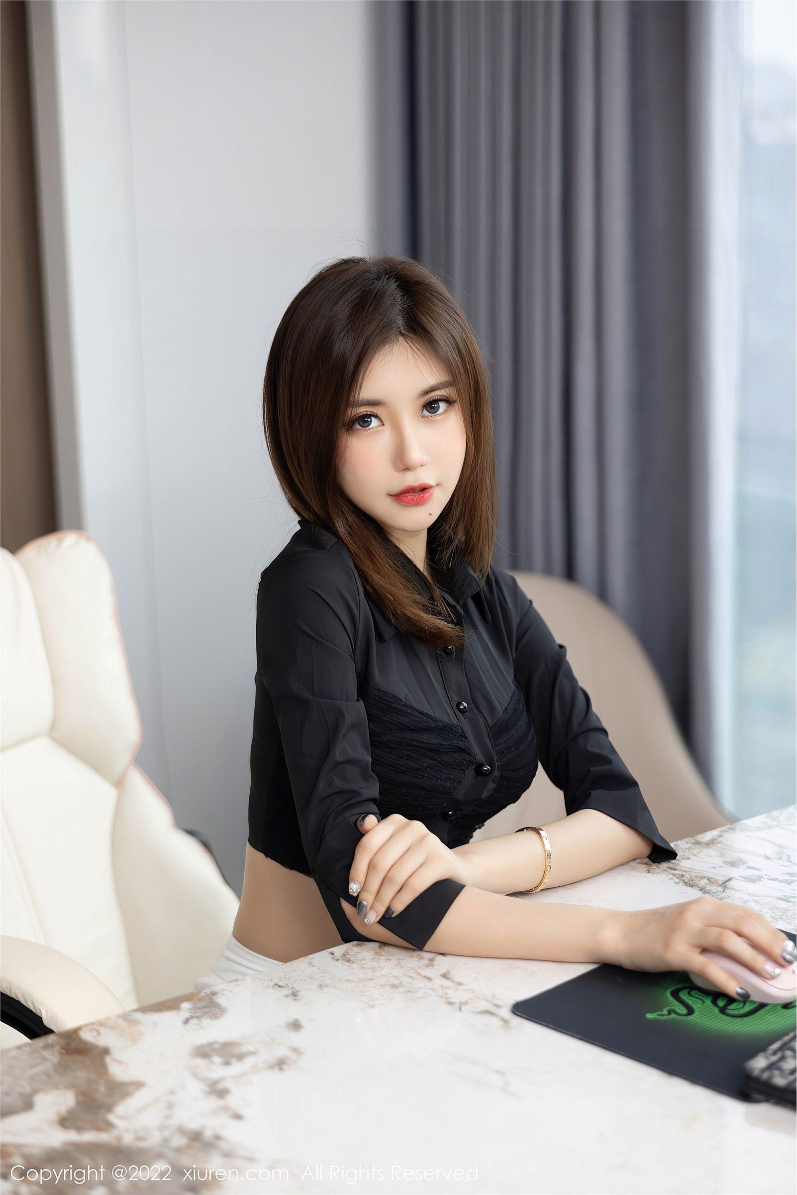 [XIUREN秀人网] 2022.06.17 NO.5160 绮里嘉ula_p052